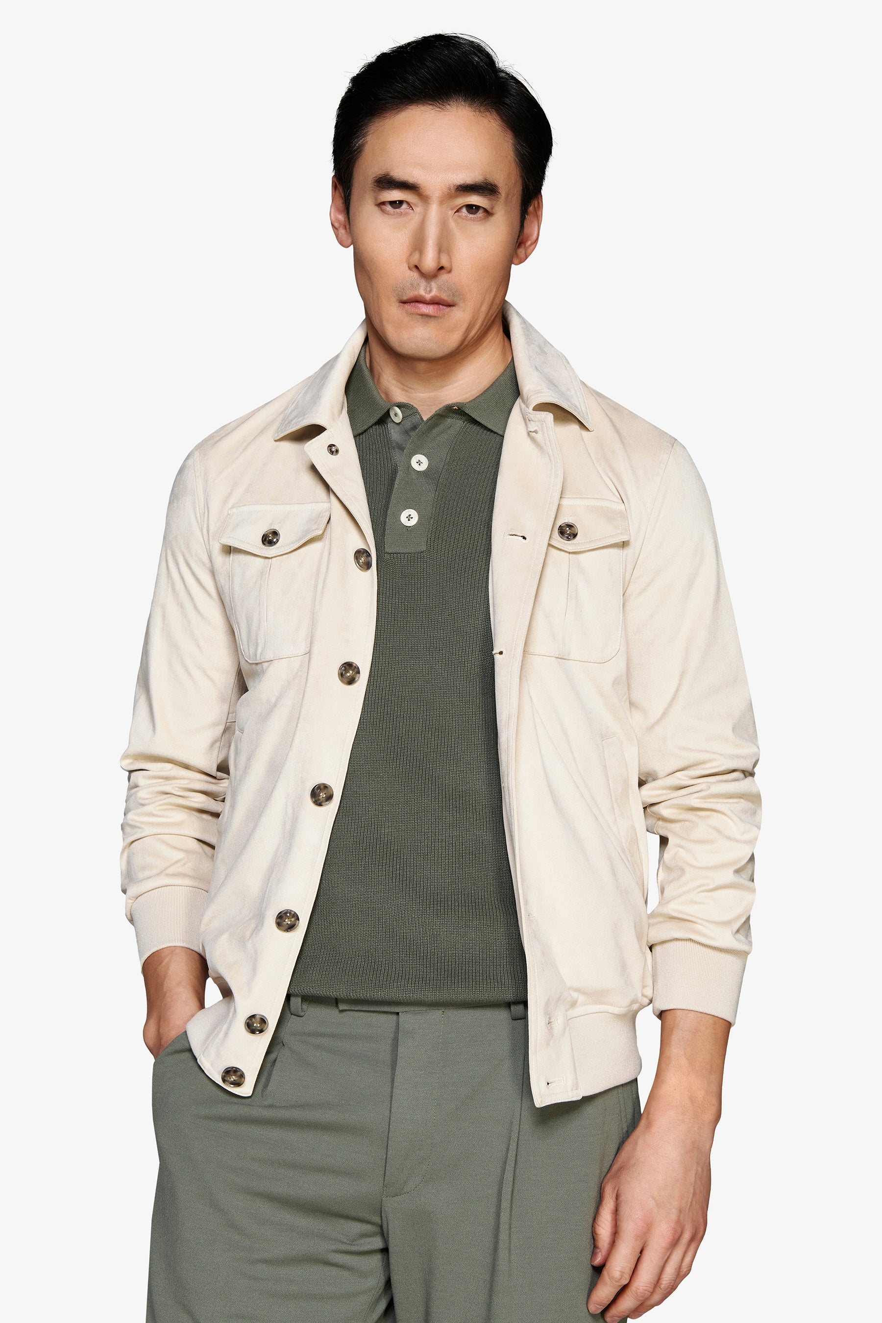 Chaqueta tipo trucker de ante color arena