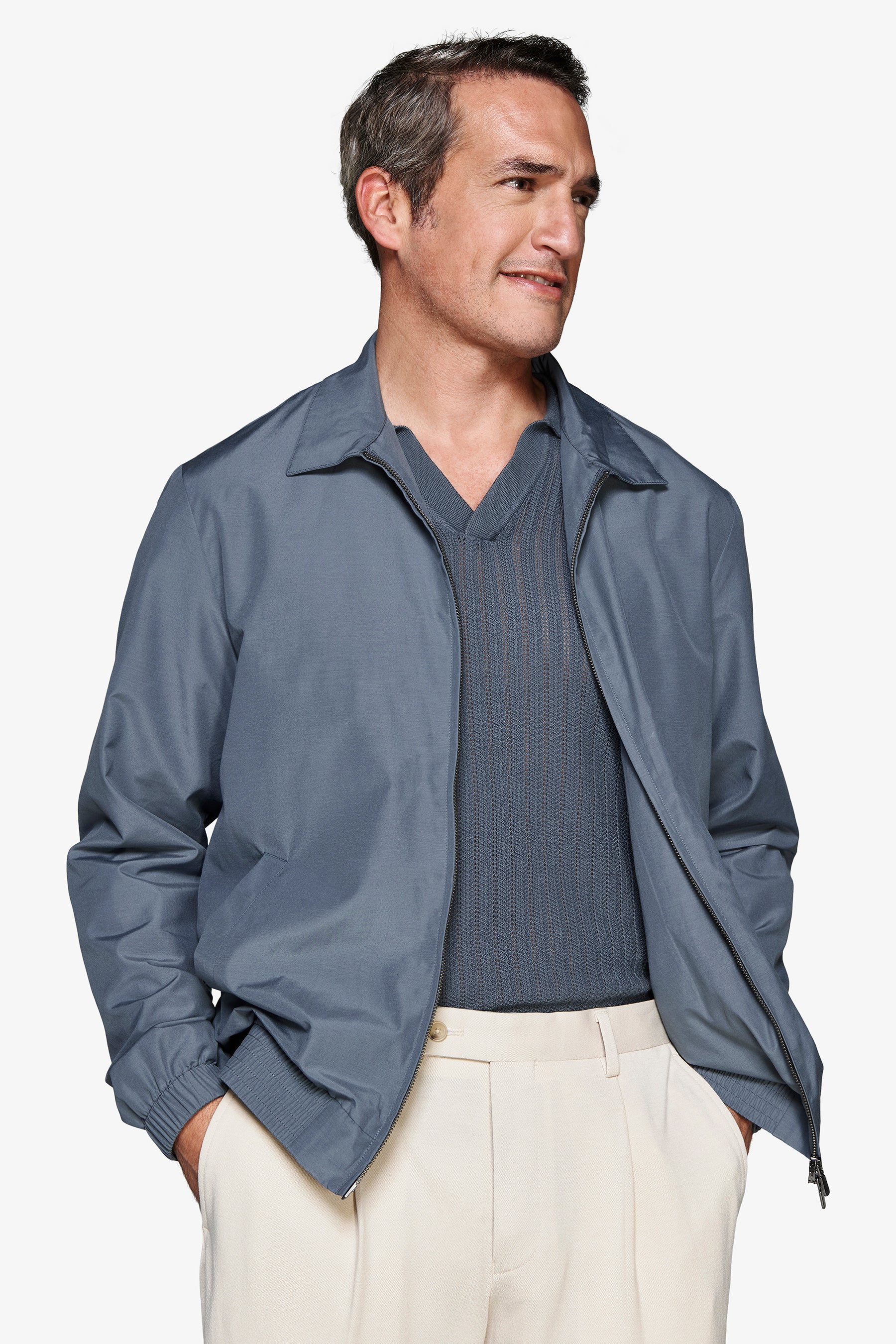 Bomberjacke aus technischem Stoff in Avion-Blau