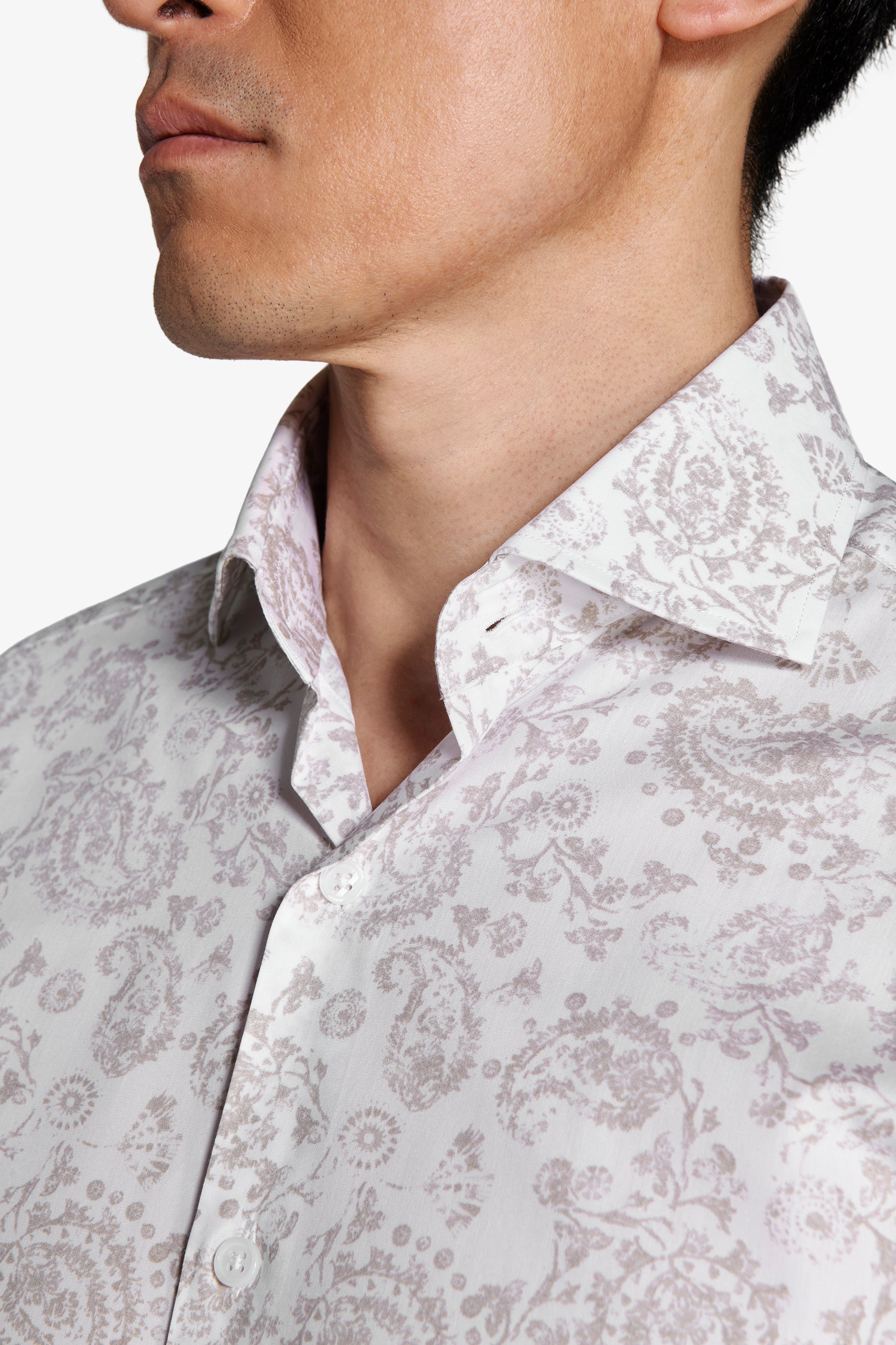 Camisa con estampado de cachemira arena