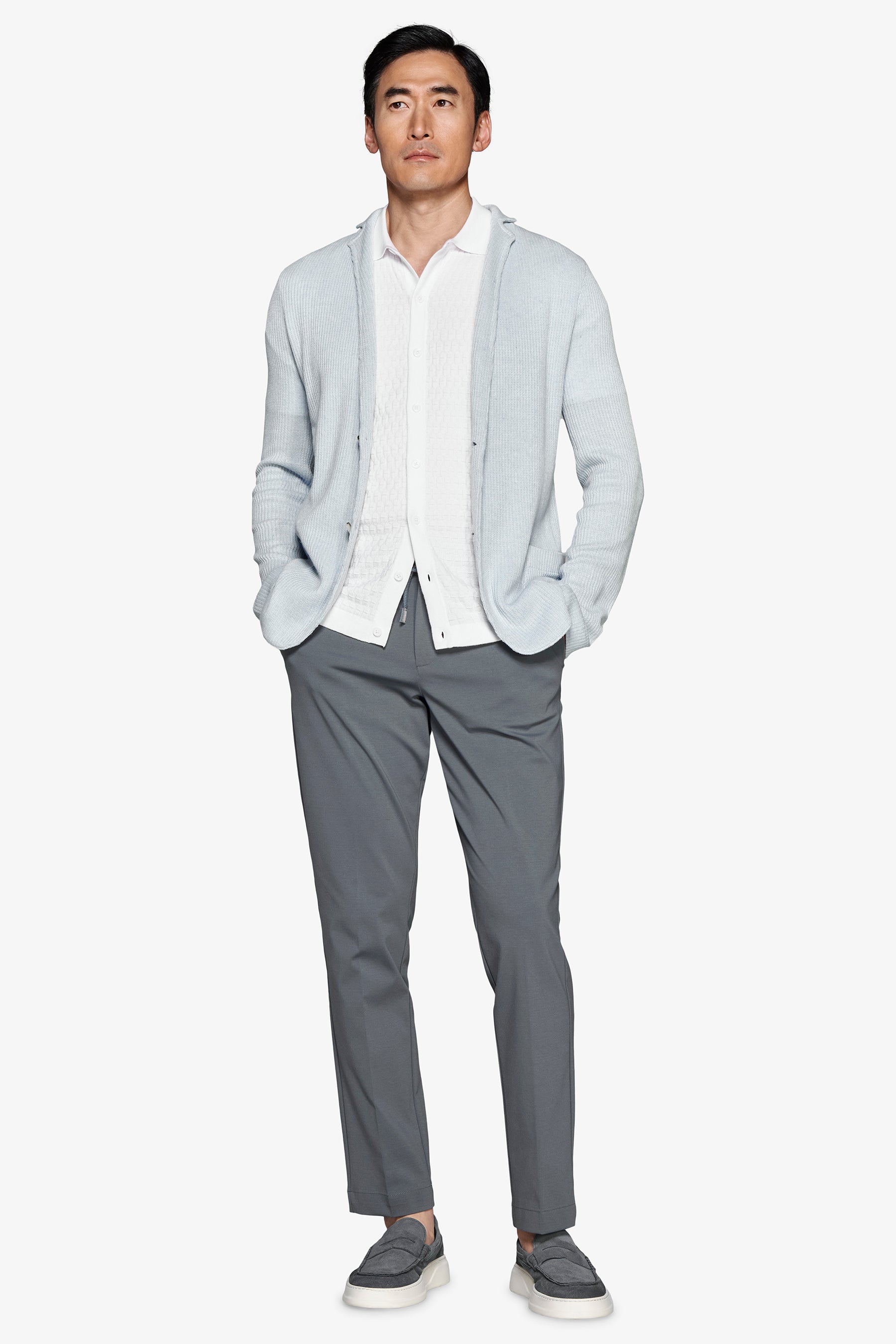 HELLBLAUE JACKE AUS ENGLISCHEM RIPPENSTRICK