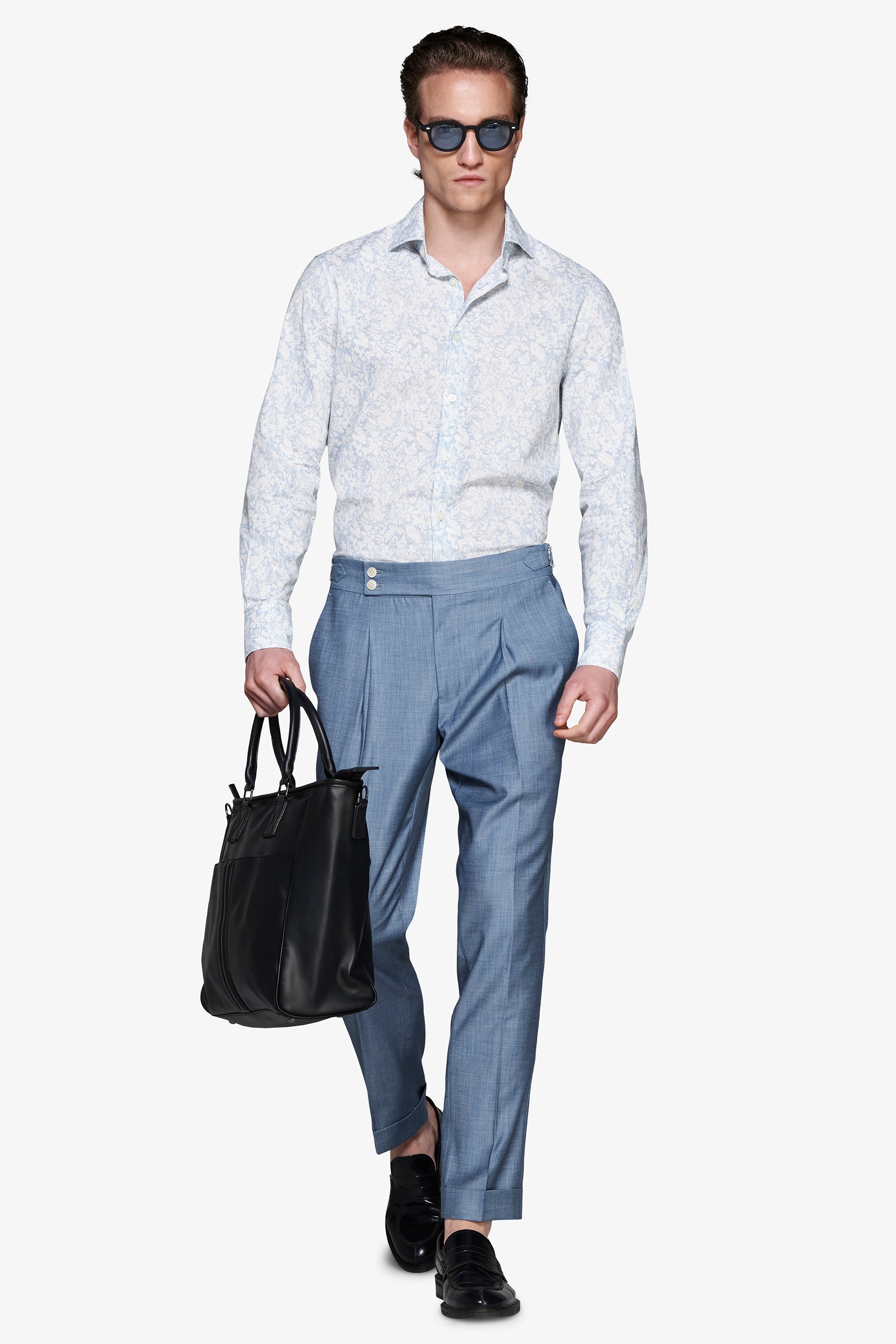 HEMD AUS LEINENMISCHUNG MIT HELLBLAUEM BLUMENPRINT