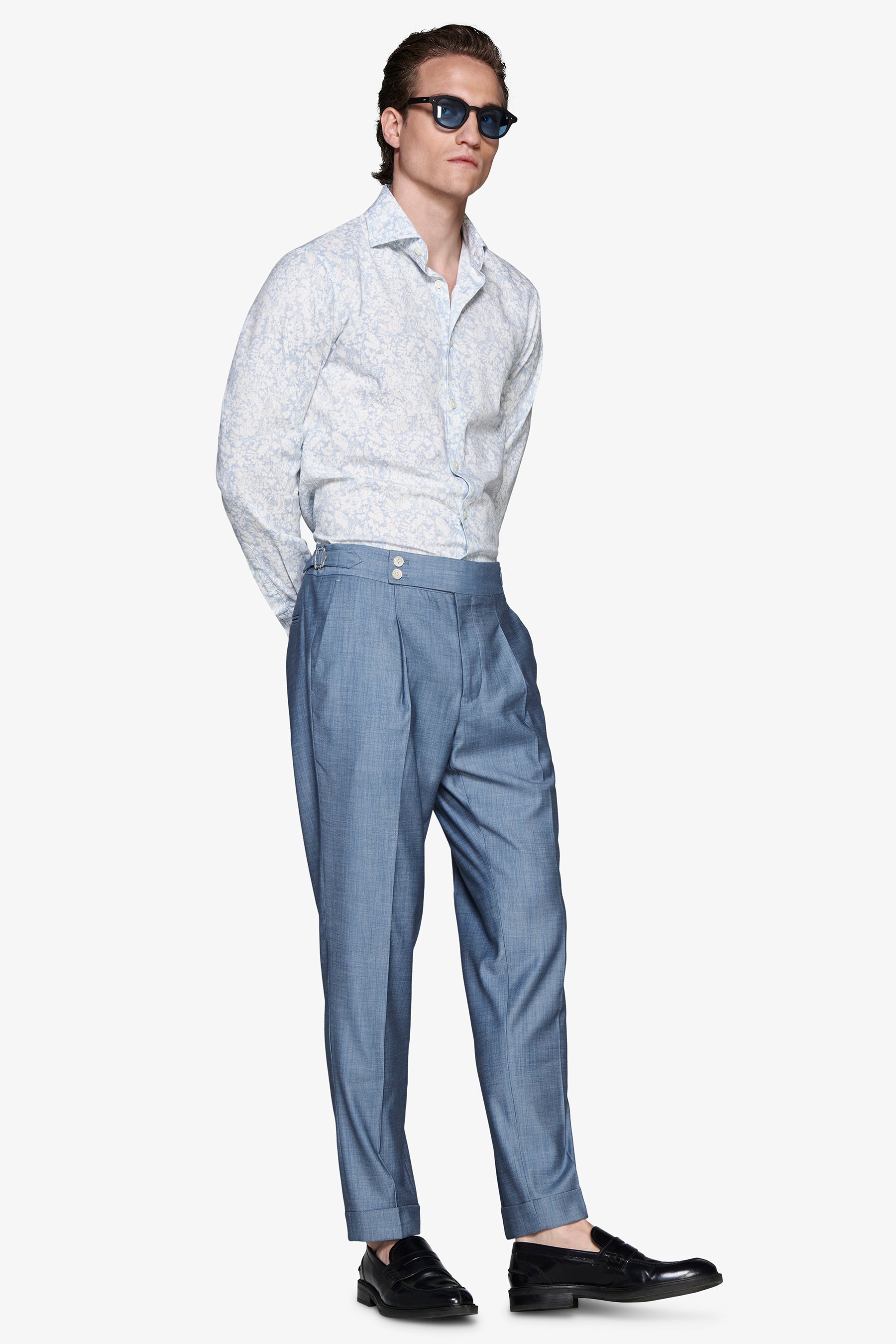 HEMD AUS LEINENMISCHUNG MIT HELLBLAUEM BLUMENPRINT