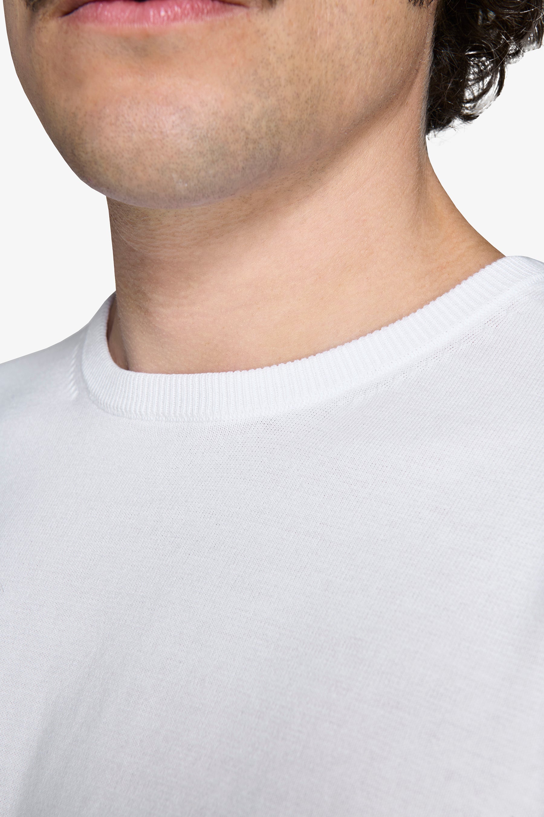 White knit cotton basic t-shirt
