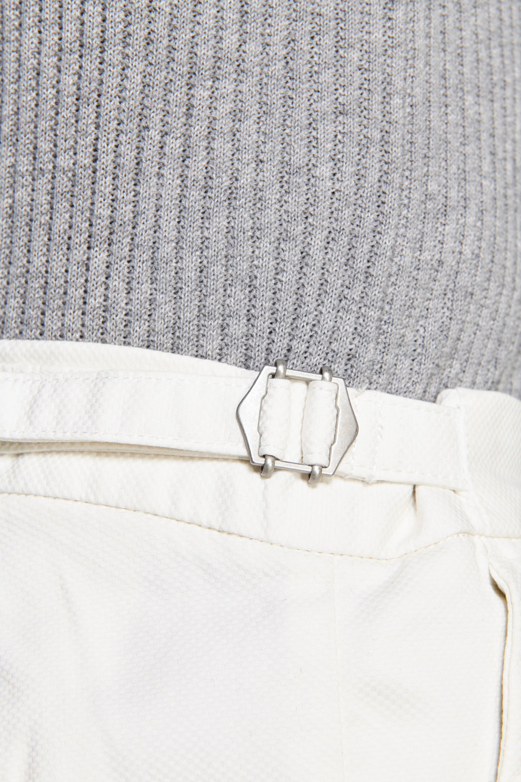 Cream textured Bermuda shorts