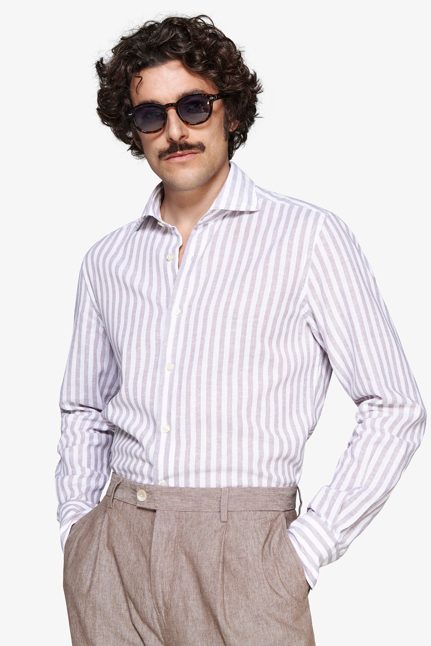 Camisa mezcla de lino a rayas gris tórtola