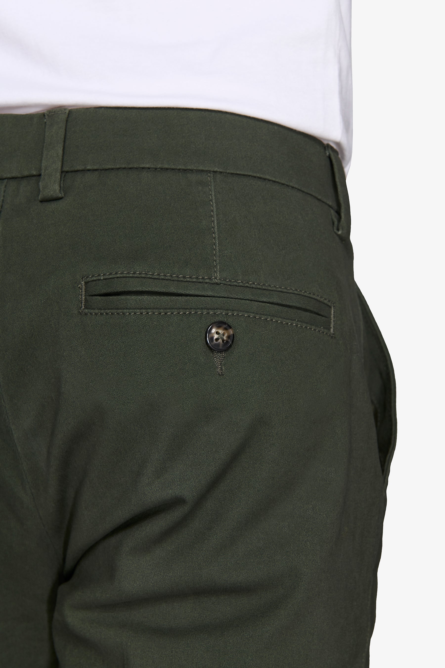 Pantalon chino en gabardine vert foncé
