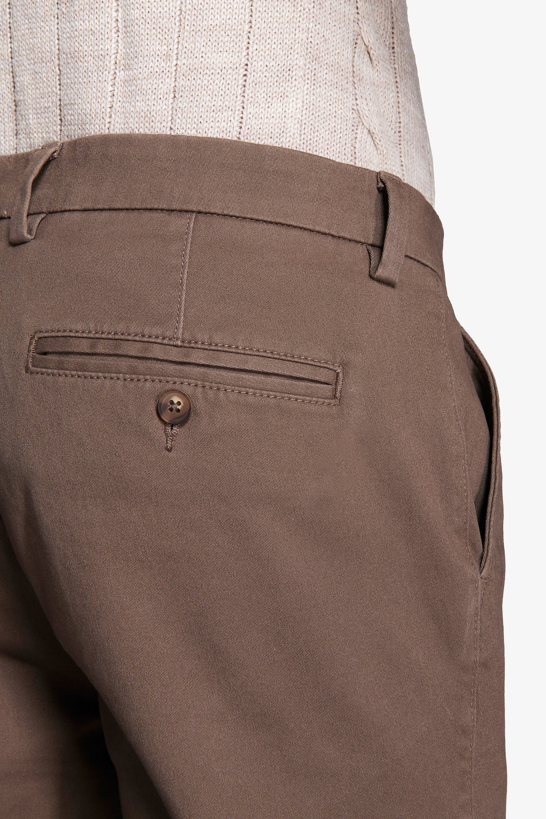 Pantaloni chino gabardina taupe