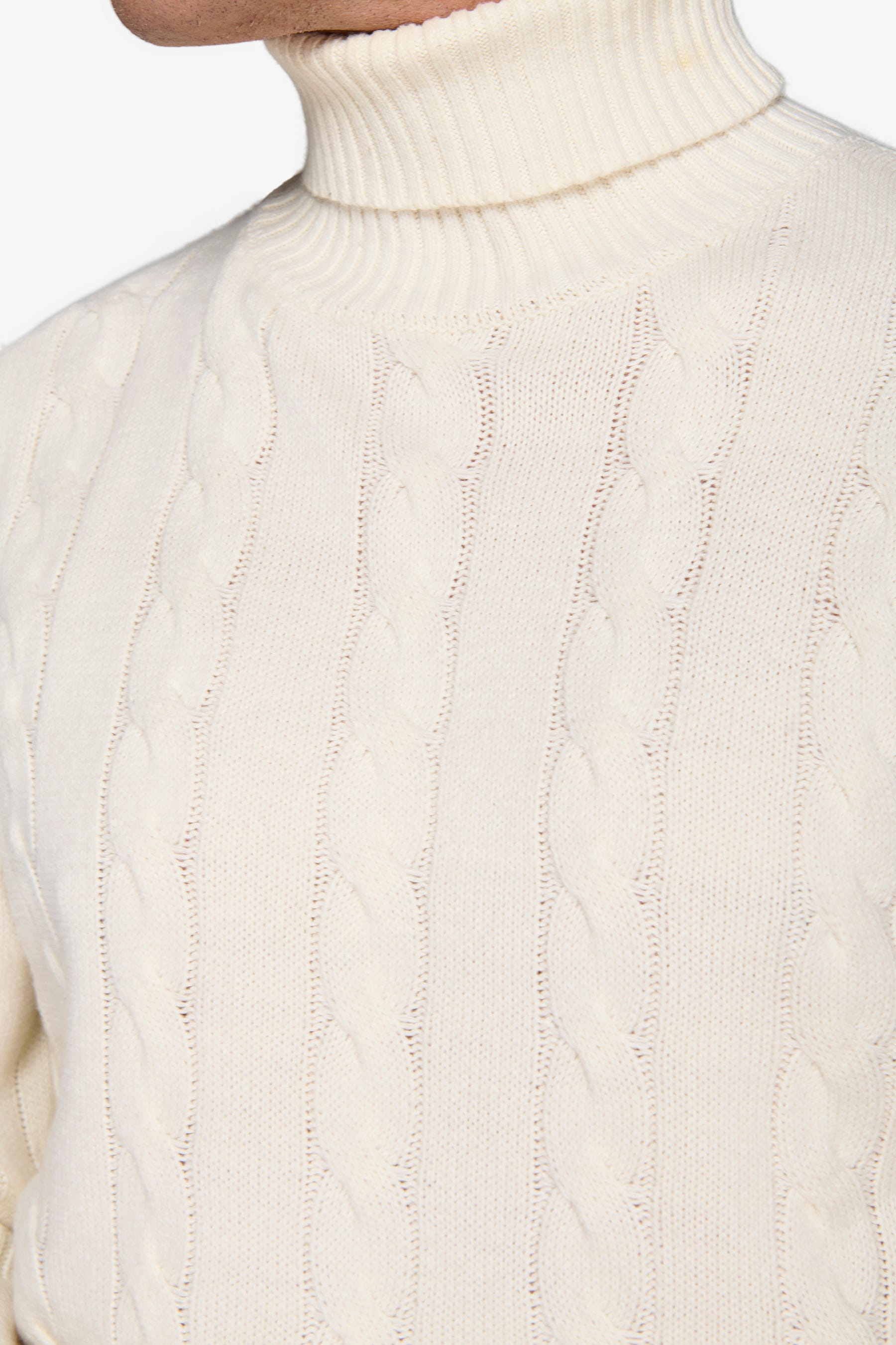 Maglia dolcevita treccia panna-Dan John
