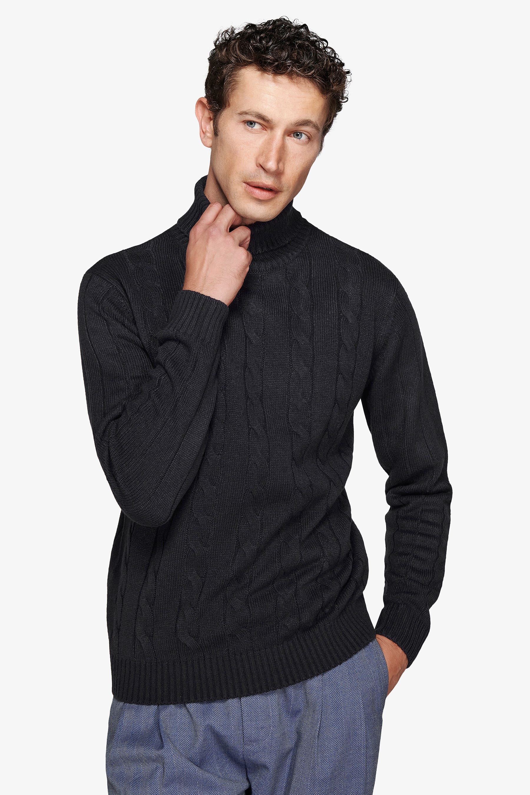Maglia dolcevita treccia blu-Dan John