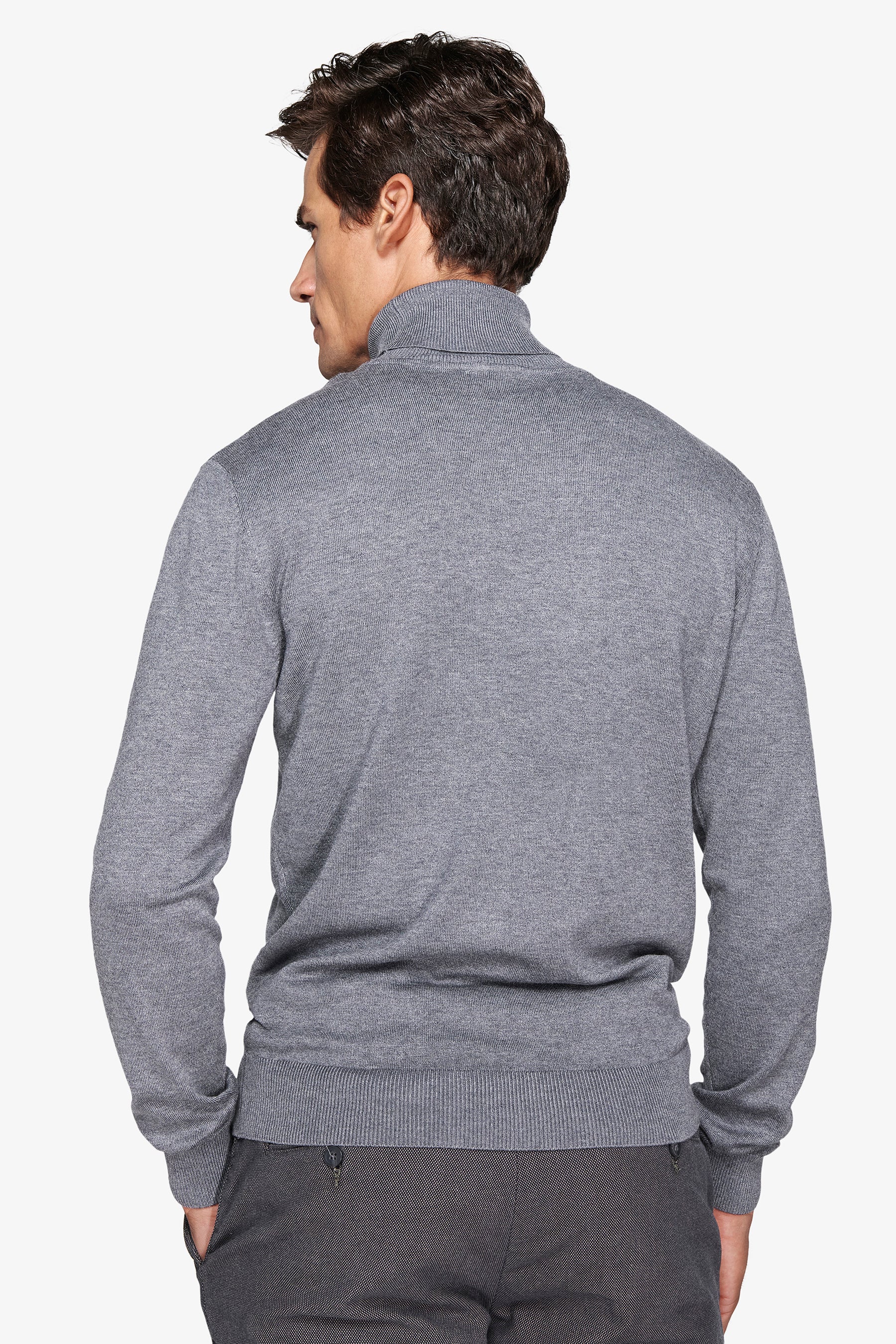 Maglia dolcevita basic grigio