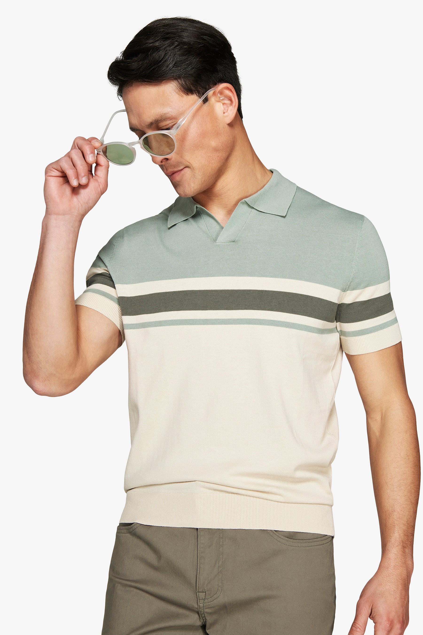 Poloshirt mit zweifarbigen Streifen in Grün