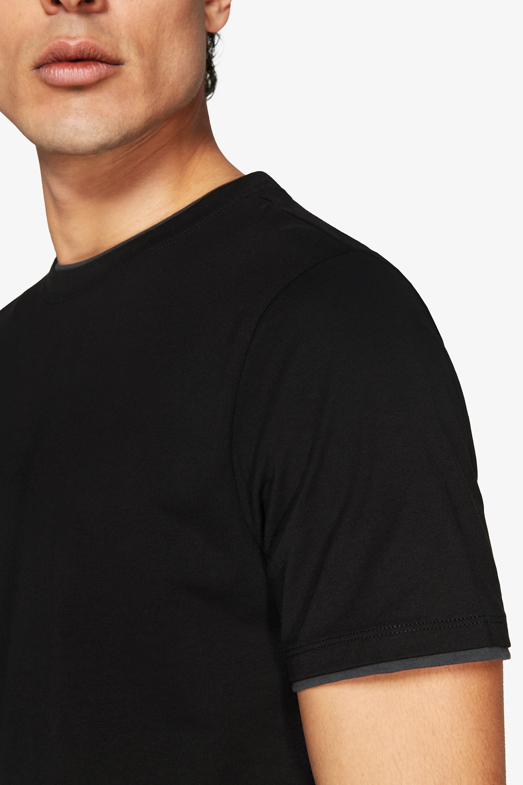 DNJ Black lightweight cotton t-shirt