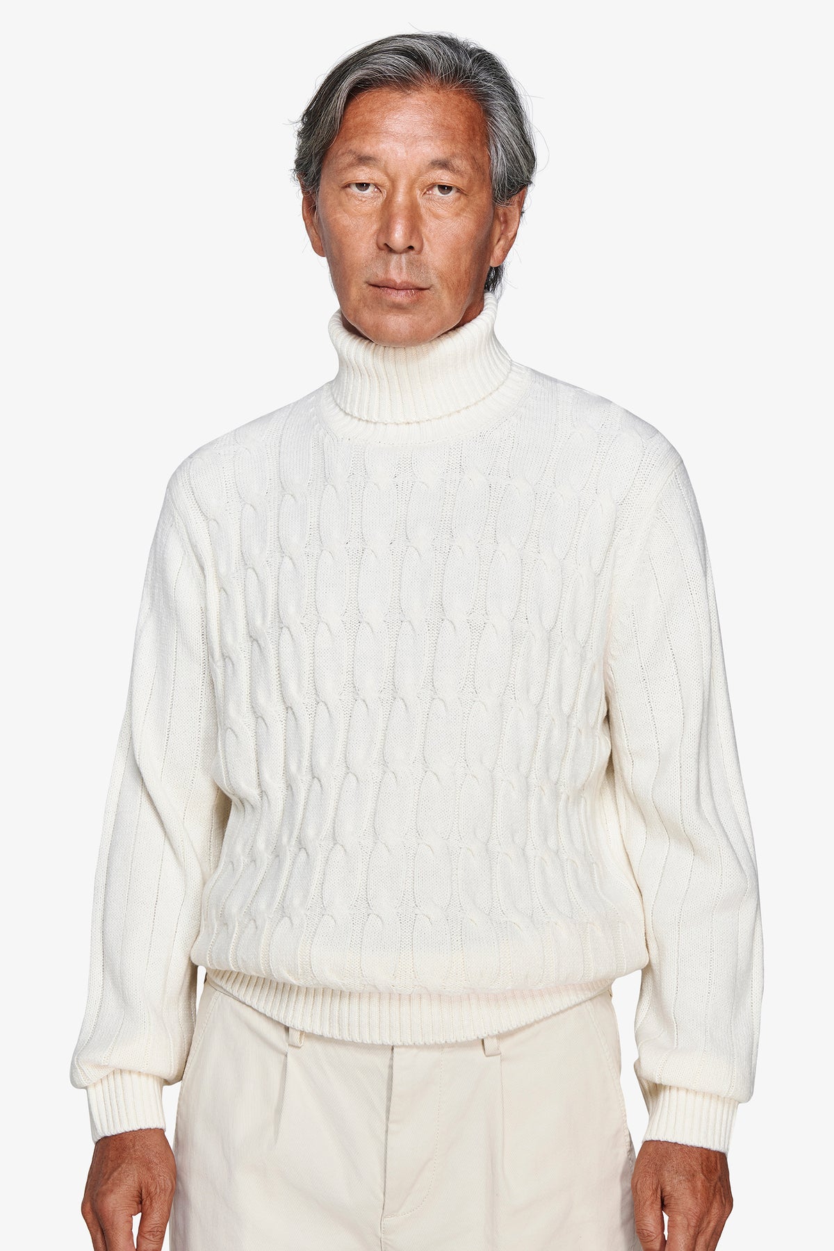 Maglia dolcevita treccia panna