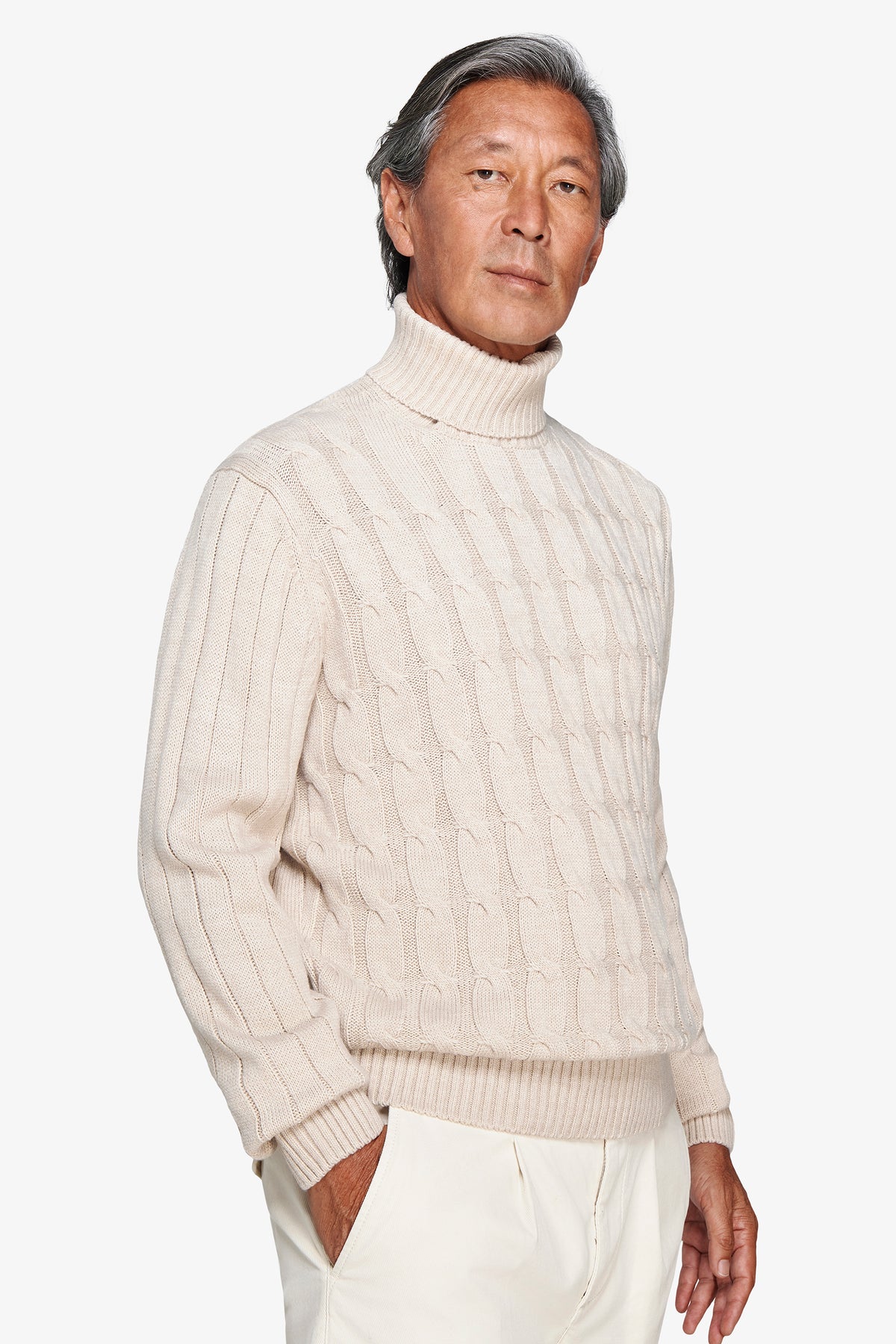 Maglia dolcevita treccia corda