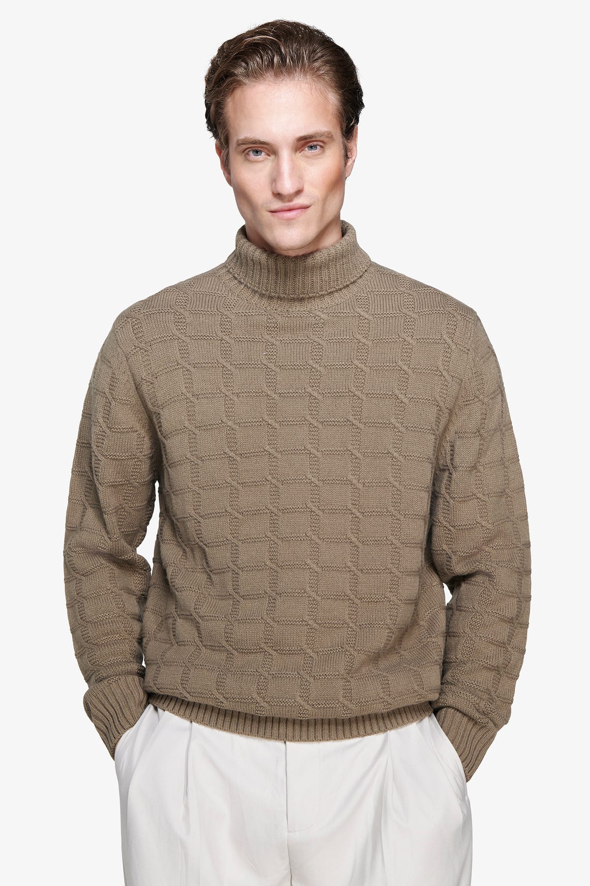 Maglia dolcevita punto quadri oliva