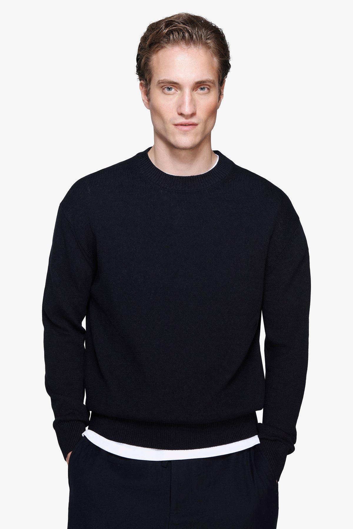 Pull bleu à col rond uni