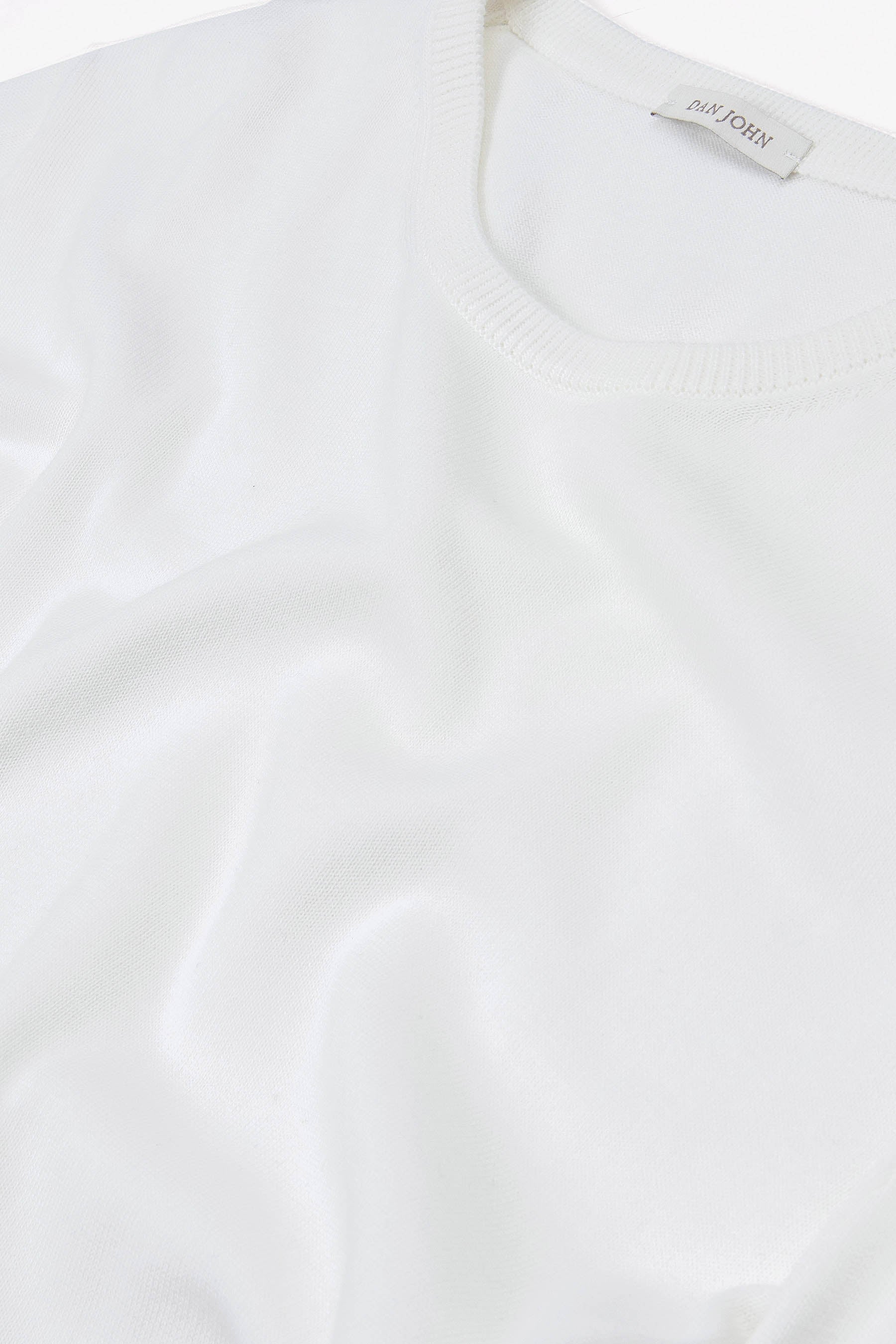 Basic-Pullover mit Rundhalsausschnitt in Cremefarbe