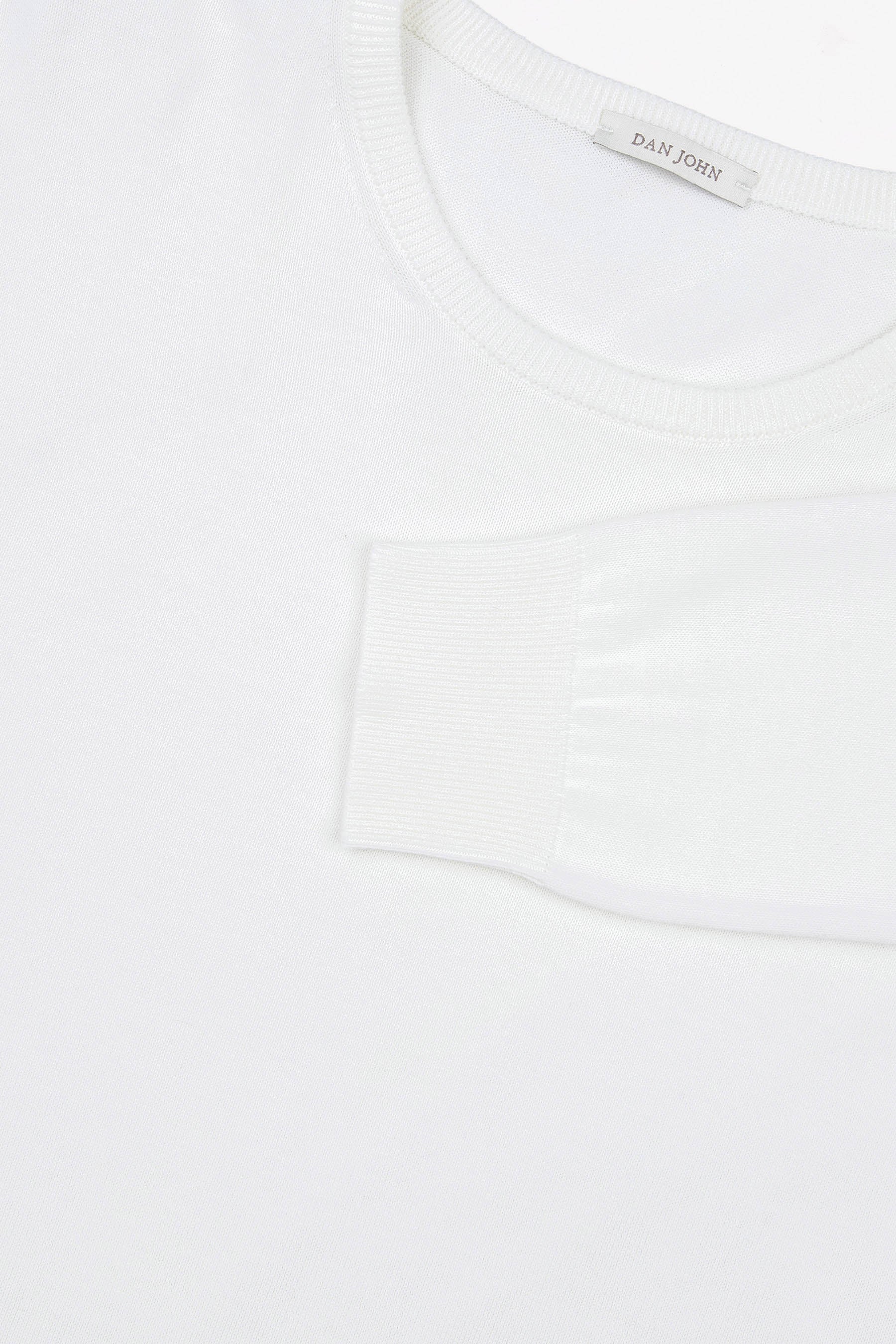 Basic-Pullover mit Rundhalsausschnitt in Cremefarbe