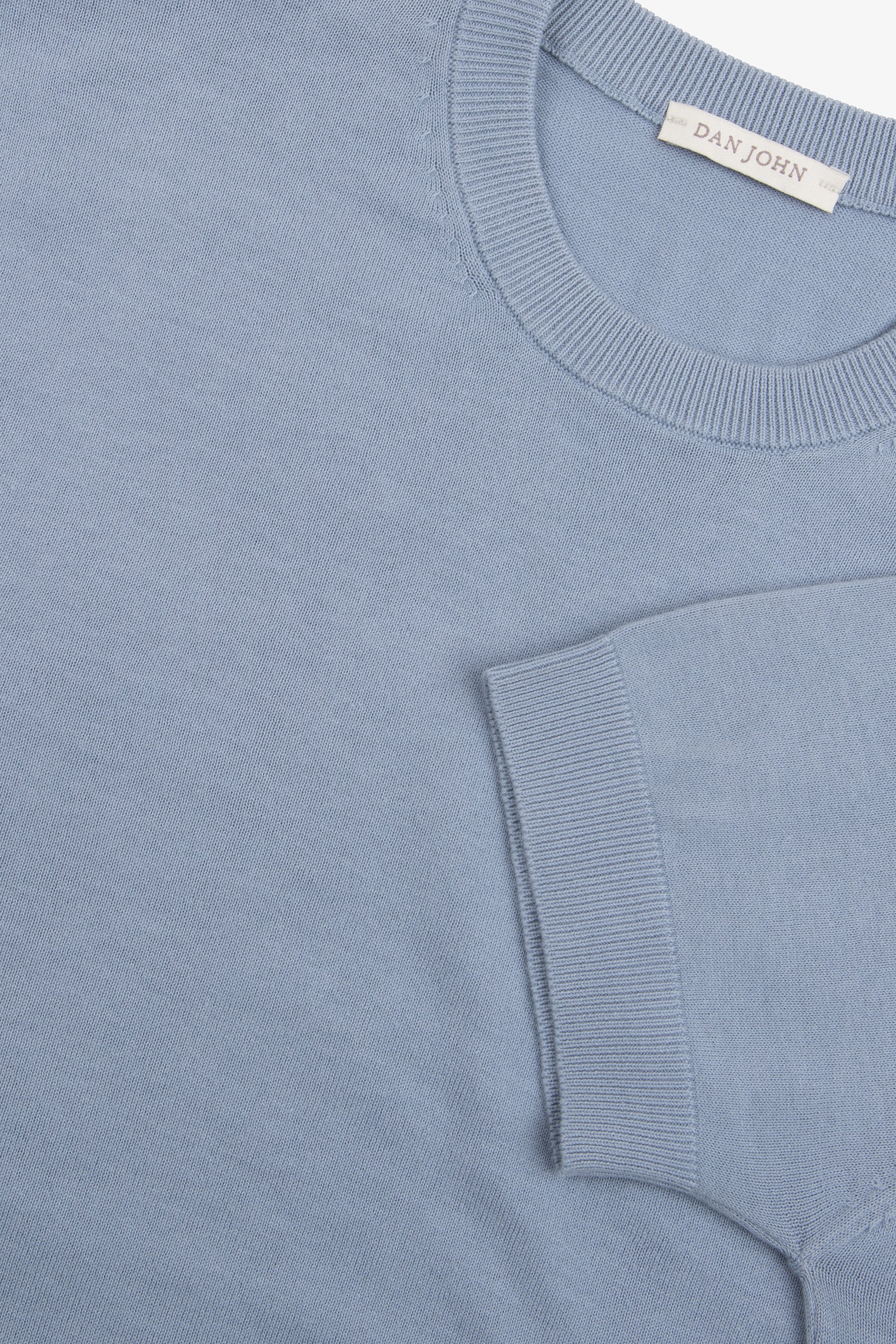 T-shirt in maglia celeste-Dan John