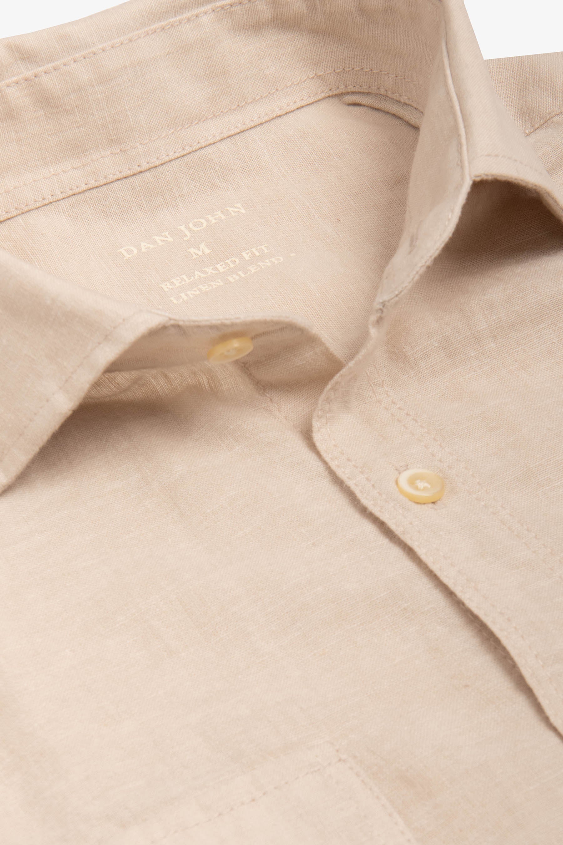 Camicia misto lino con tasche sul petto sabbia-Dan John
