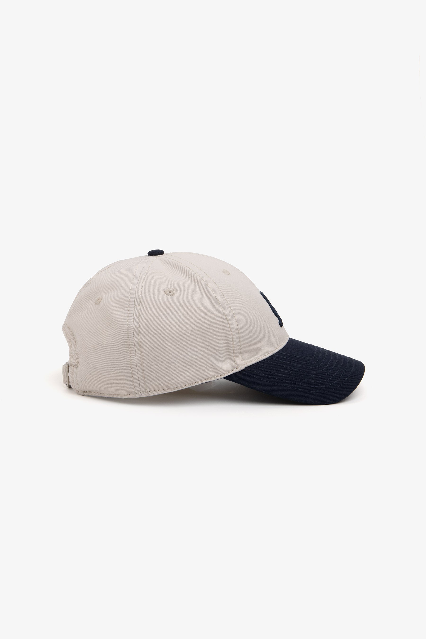 Casquette à visière crème avec logo