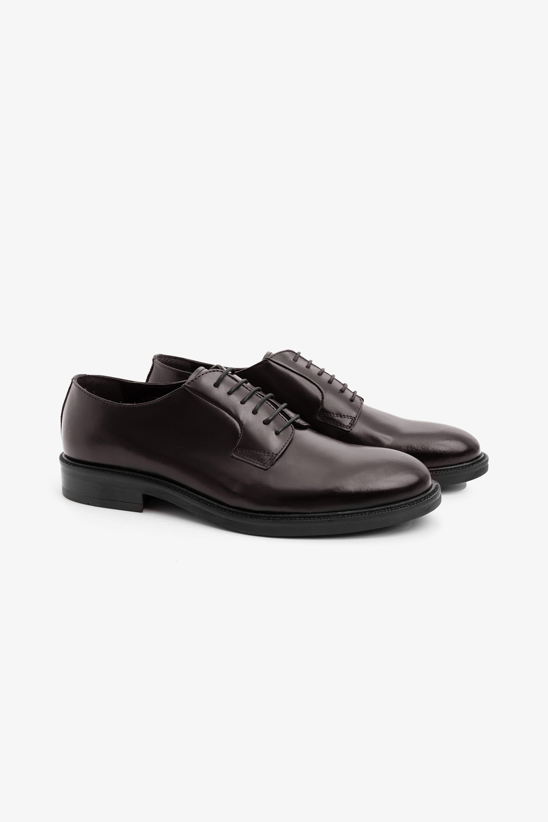 Chaussures derby classiques marron foncé