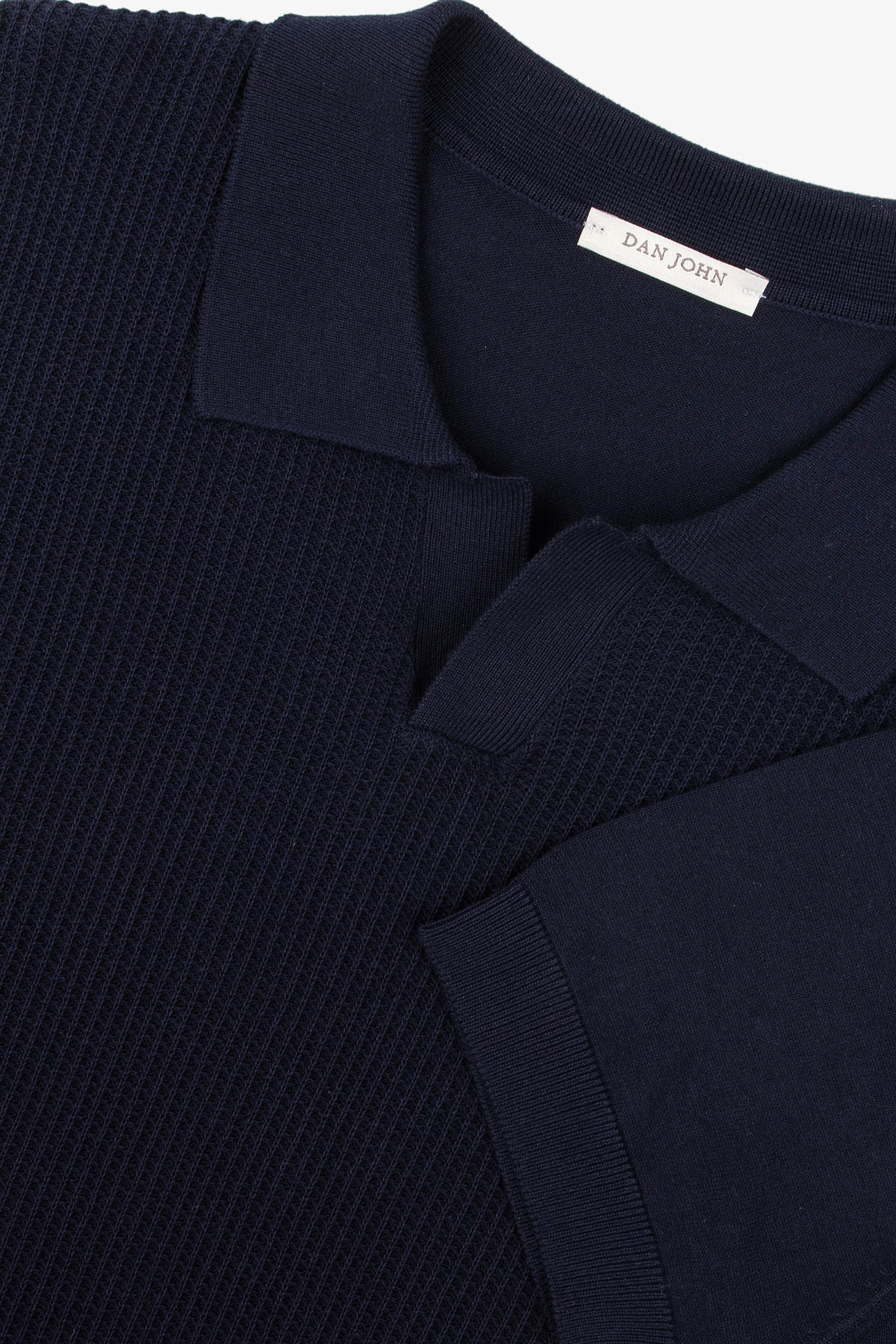 MARINEBLAUES GEWEBTES POLOSHIRT MIT OFFENEM AUSSATZ