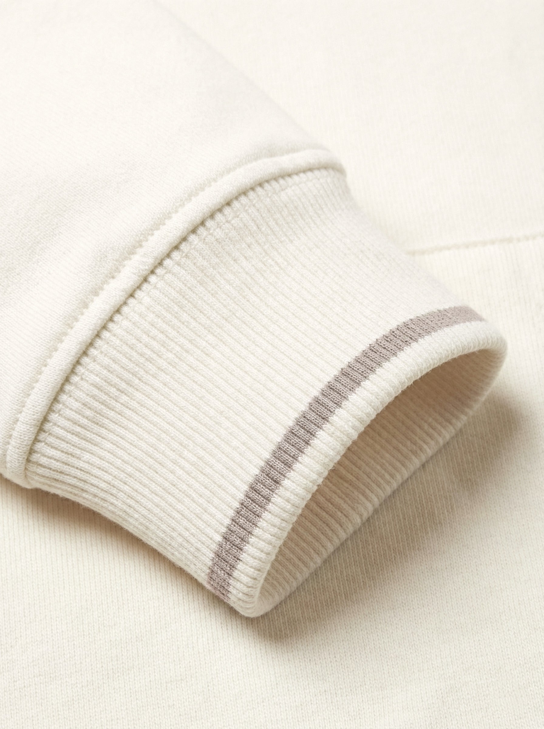 Sweatshirt mit durchgehendem Reißverschluss und Kapuze in Weiß