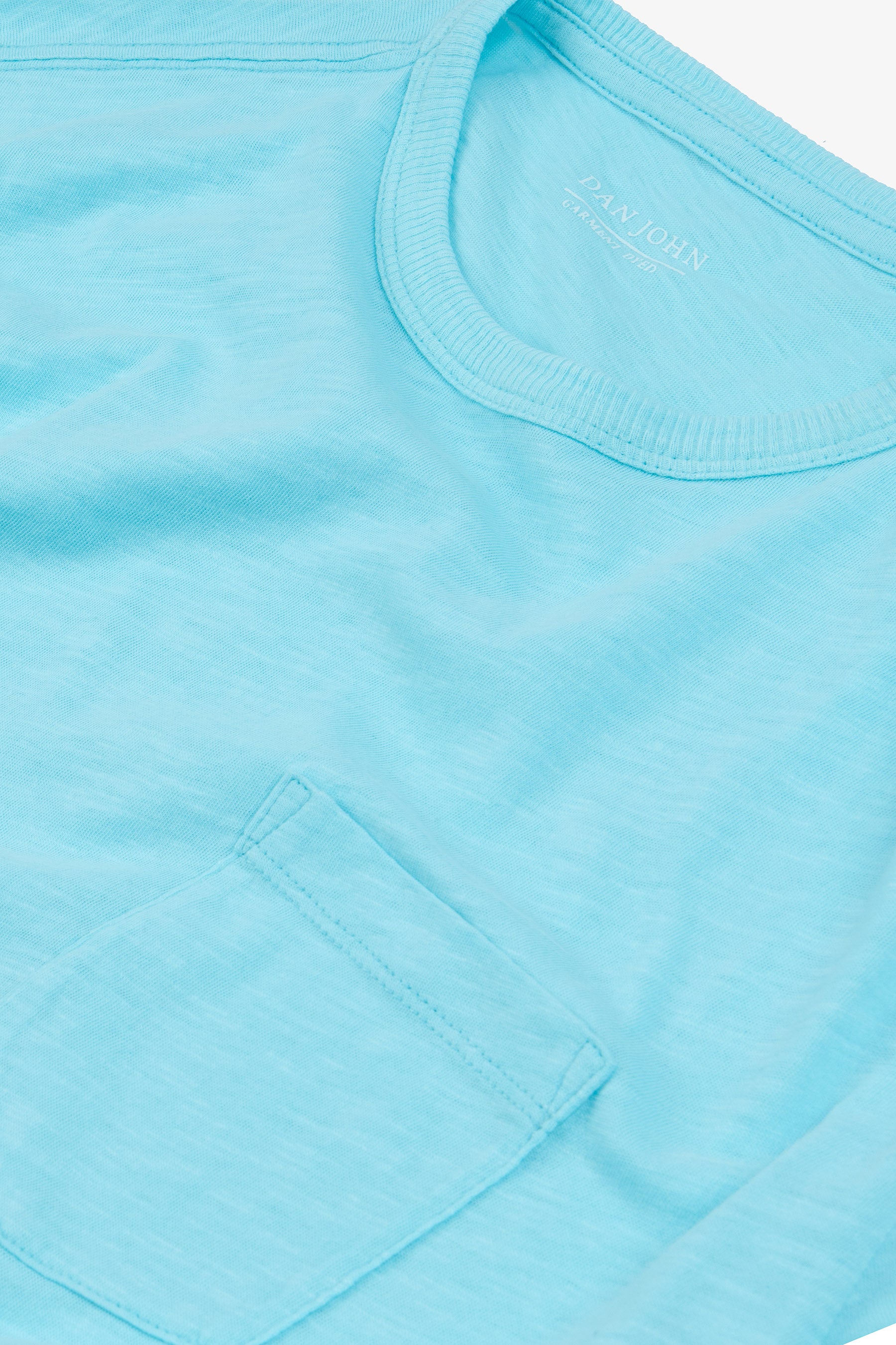 T-shirt con taschino turchese-Dan John