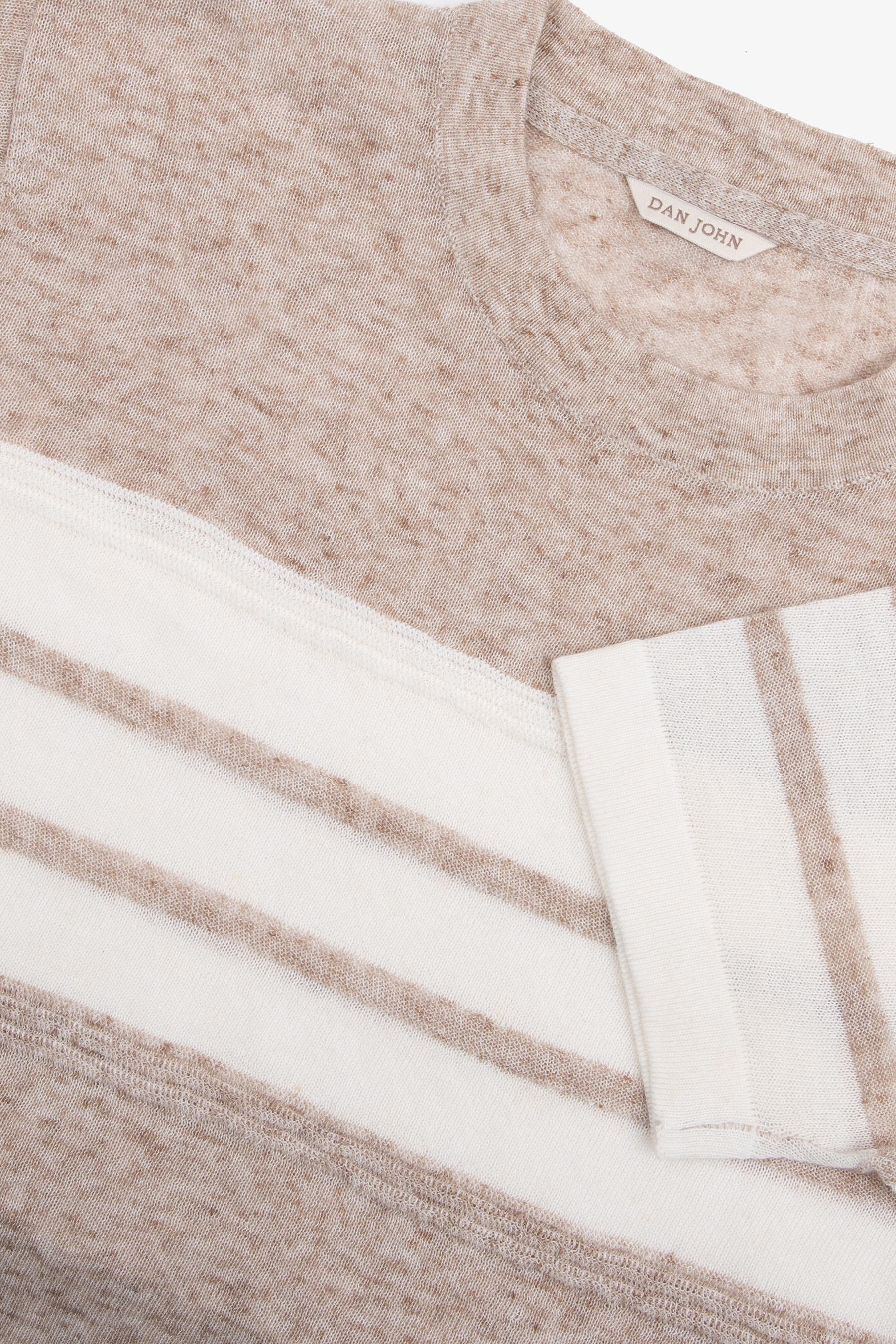T-shirt in maglia a righe beige-Dan John