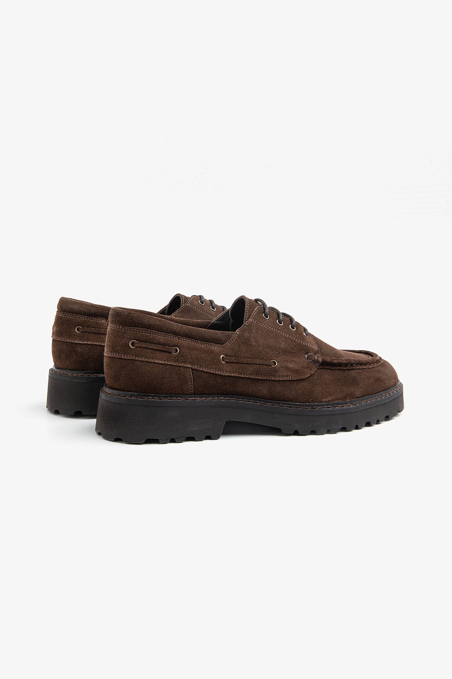 Chaussure bateau en daim cognac