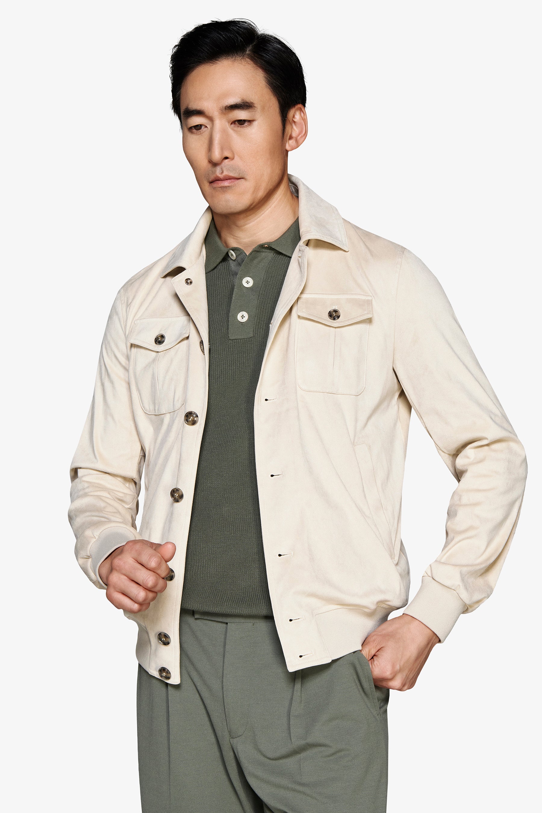 Chaqueta tipo trucker de ante color arena