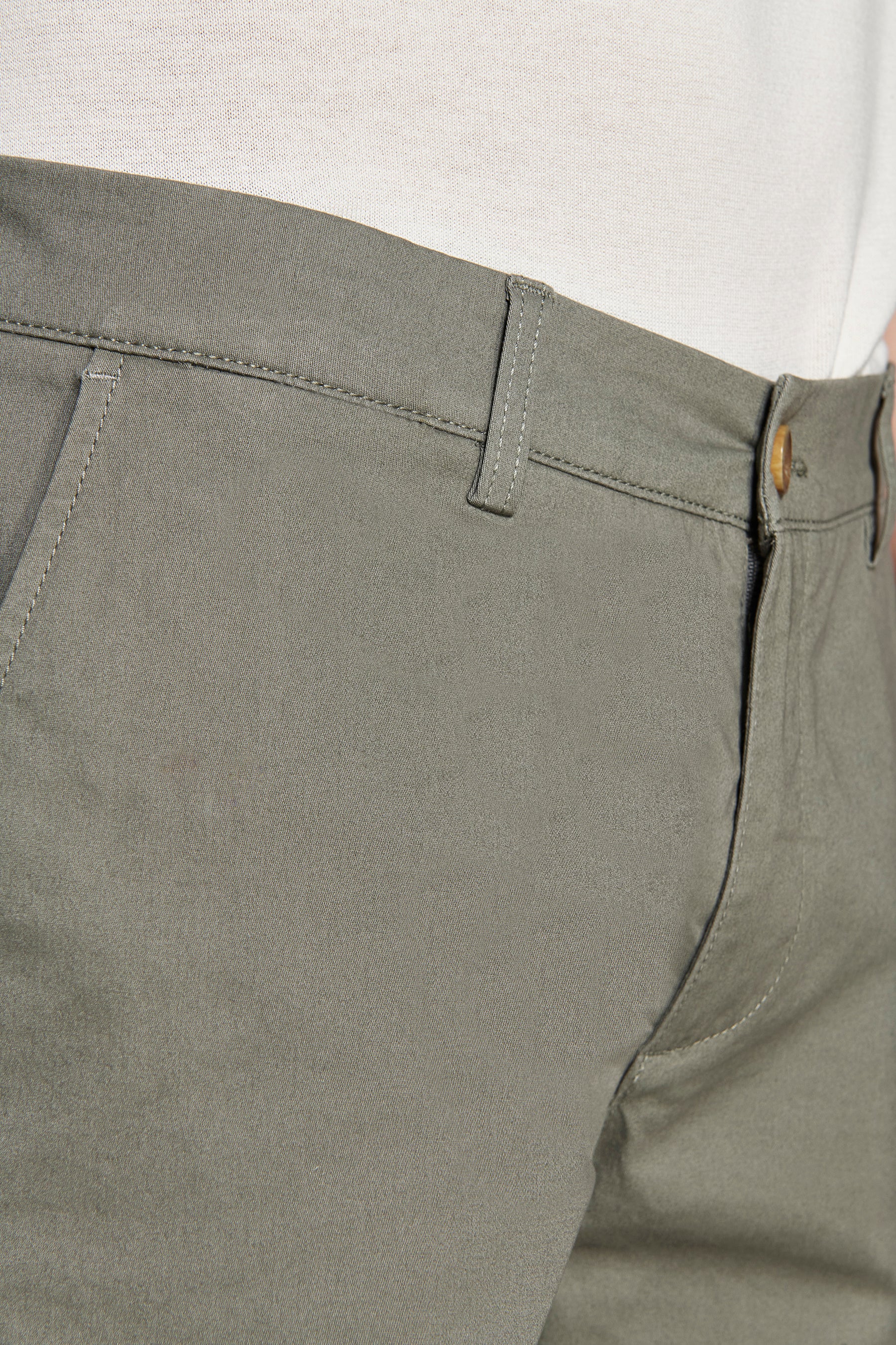 Bermuda chino basic in cotone verde