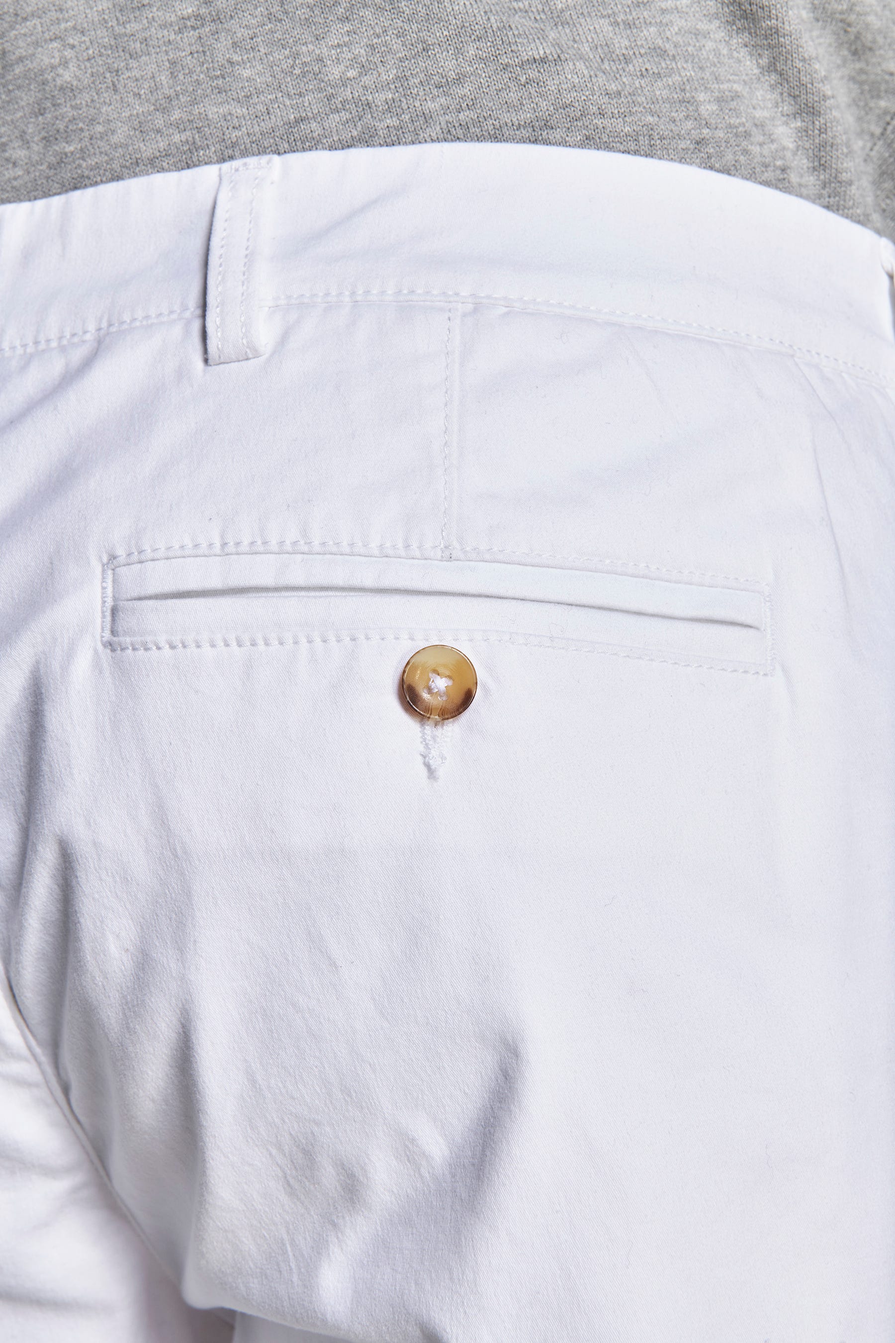 Bermuda chino basic in cotone bianco-Dan John