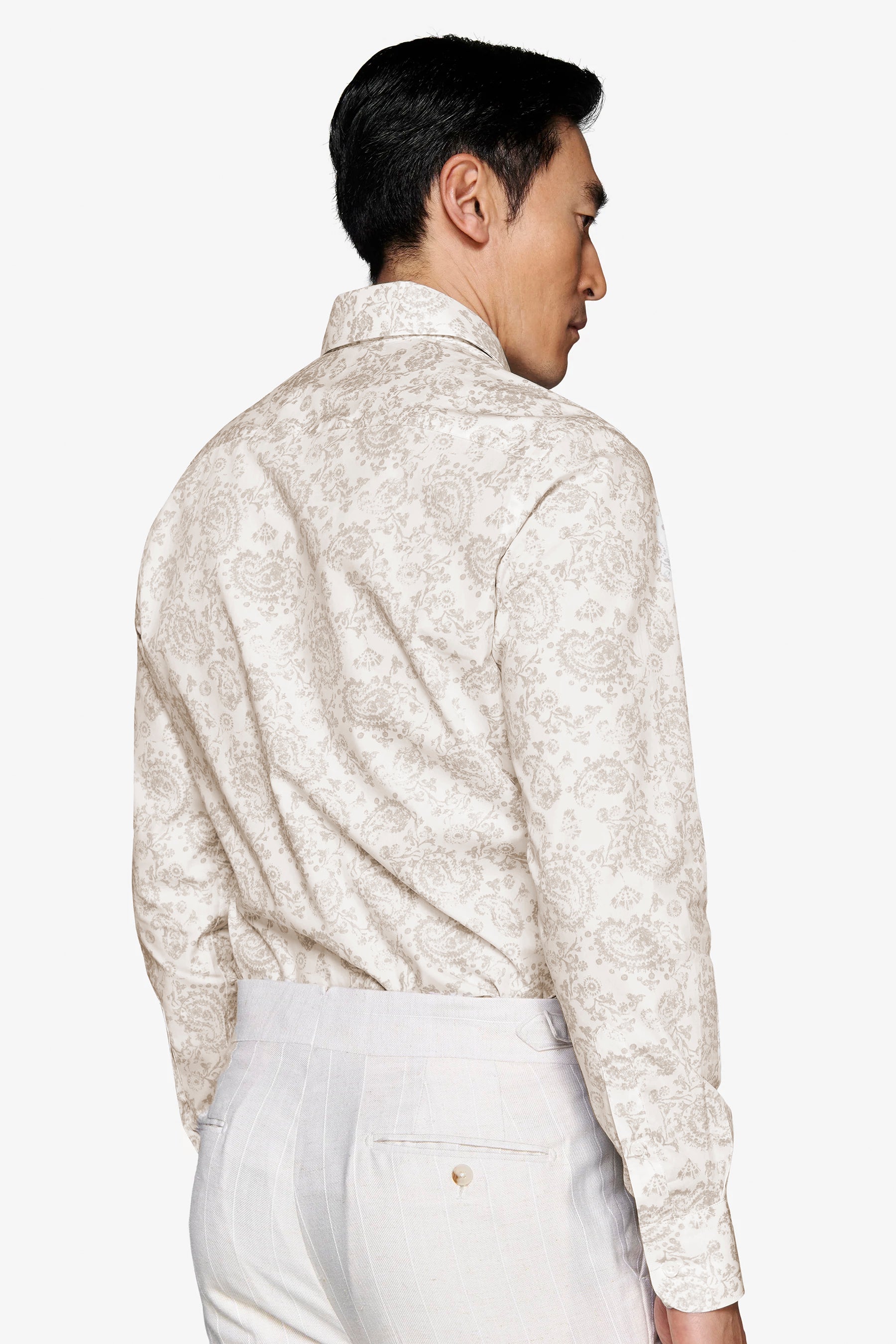 Camisa con estampado de cachemira arena