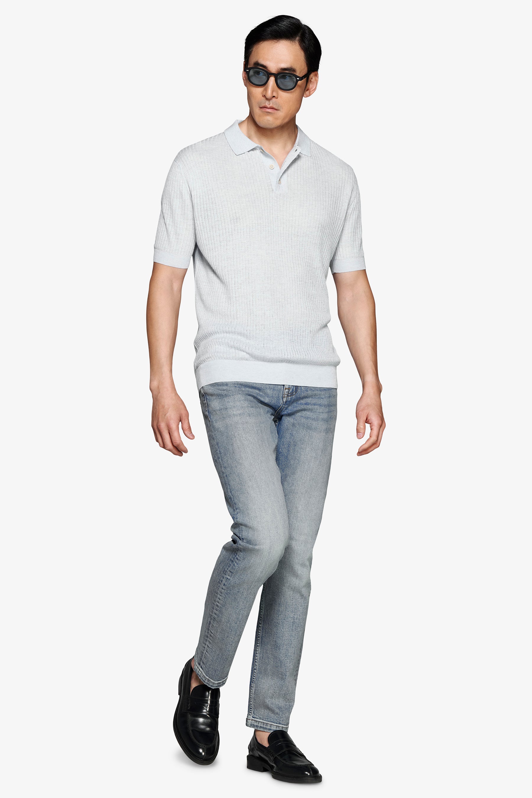 Poloshirt aus Strick mit Leinenanteil in Hellblau