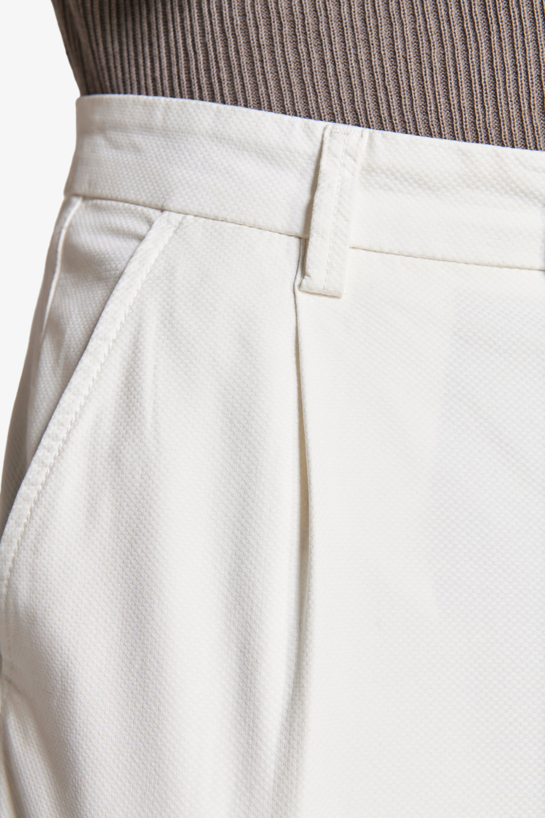 Verstärkte Hosen in Cremefarbe