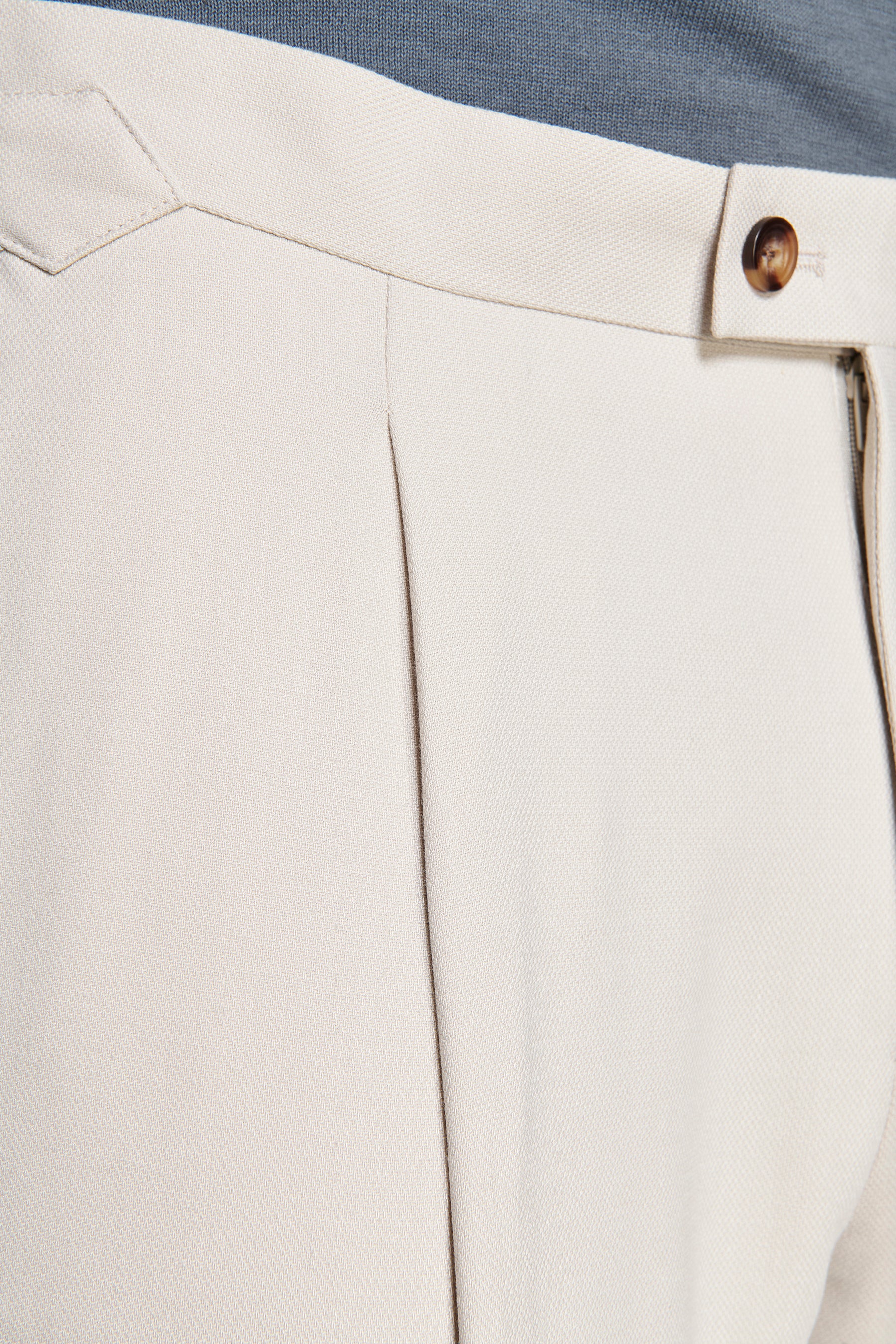 MODULARE HOSE AUS SANDFLÄMMENDEM CANVAS