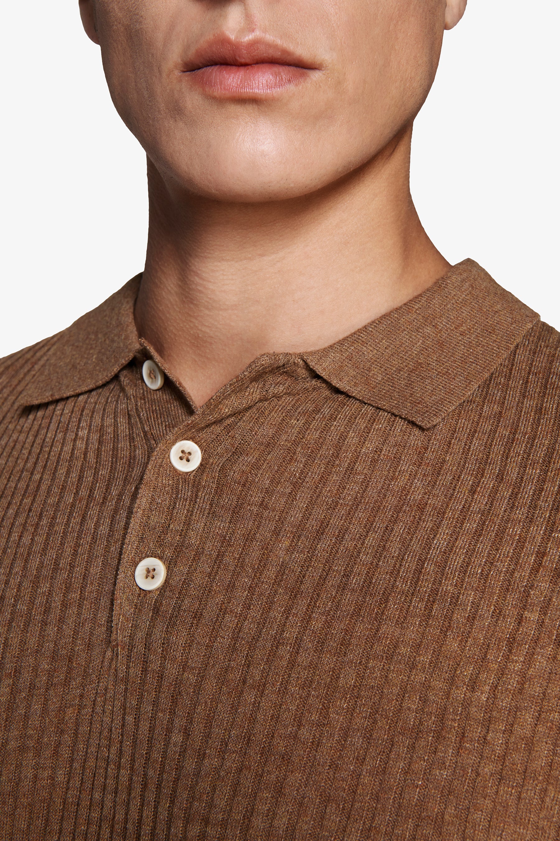 Polo in maglia misto lino tabacco