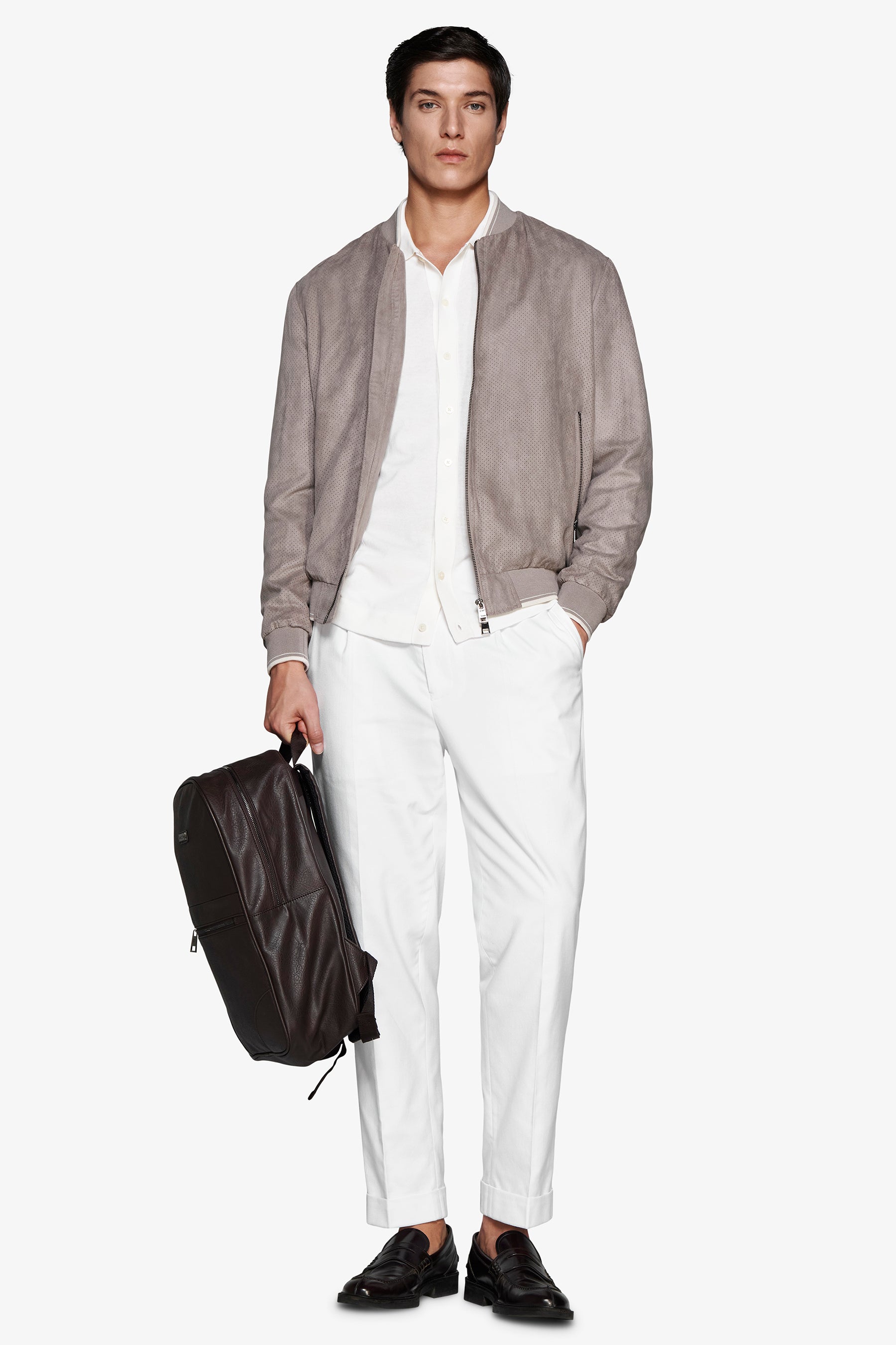 Bomberjacke aus perforiertem Öko-Wildleder in Taupe.