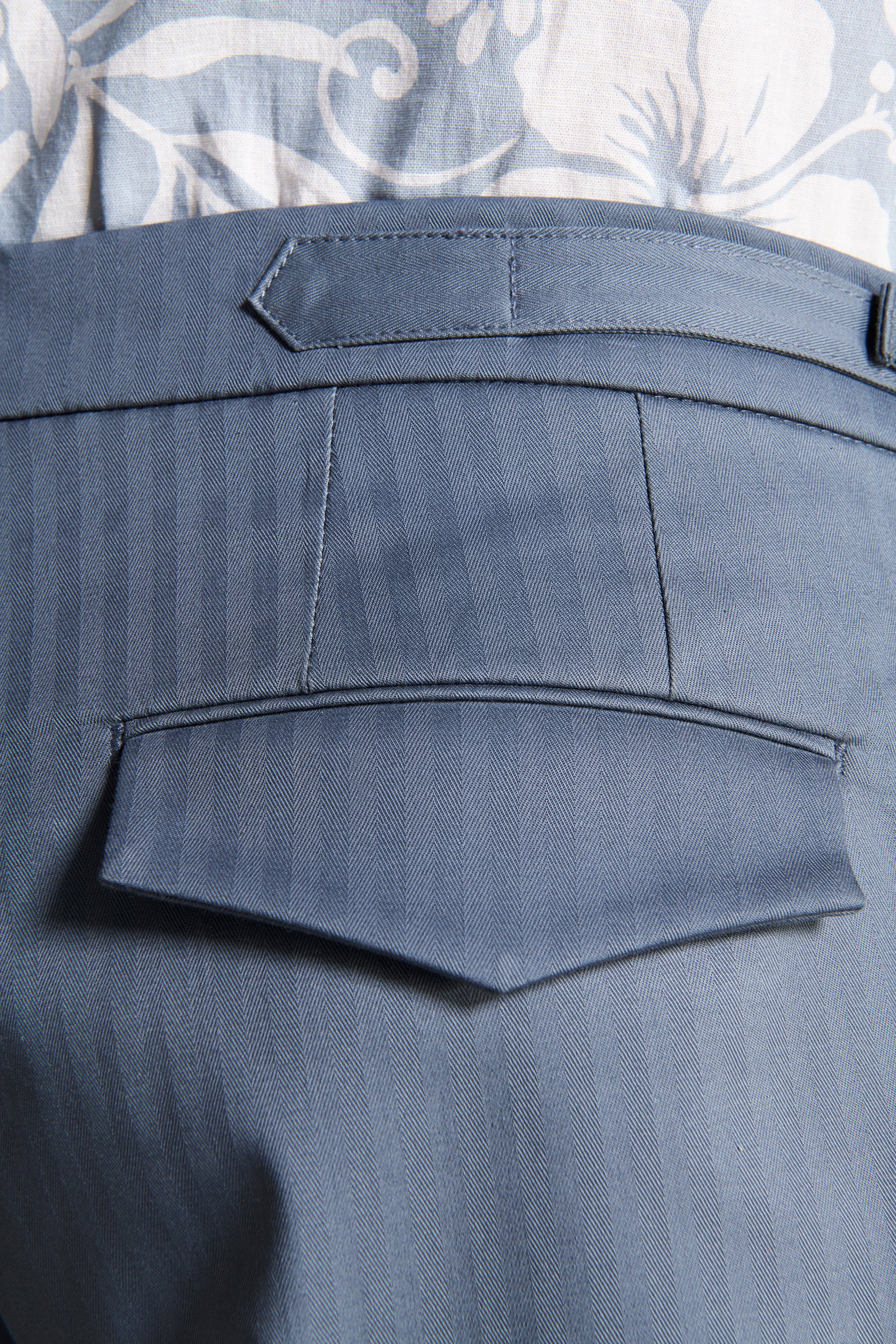 Avion Herringbone Bermuda shorts