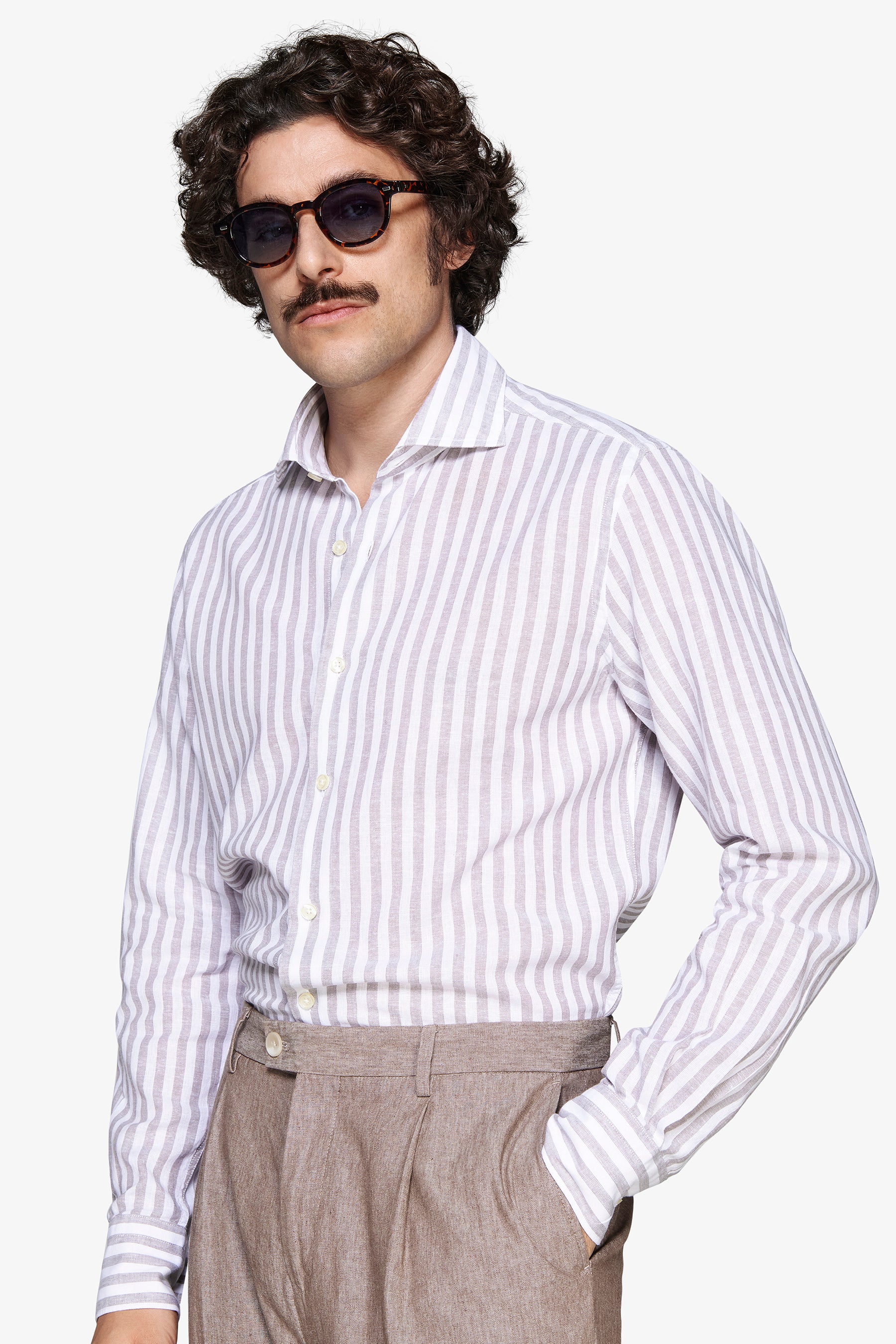 Camisa mezcla de lino a rayas gris tórtola