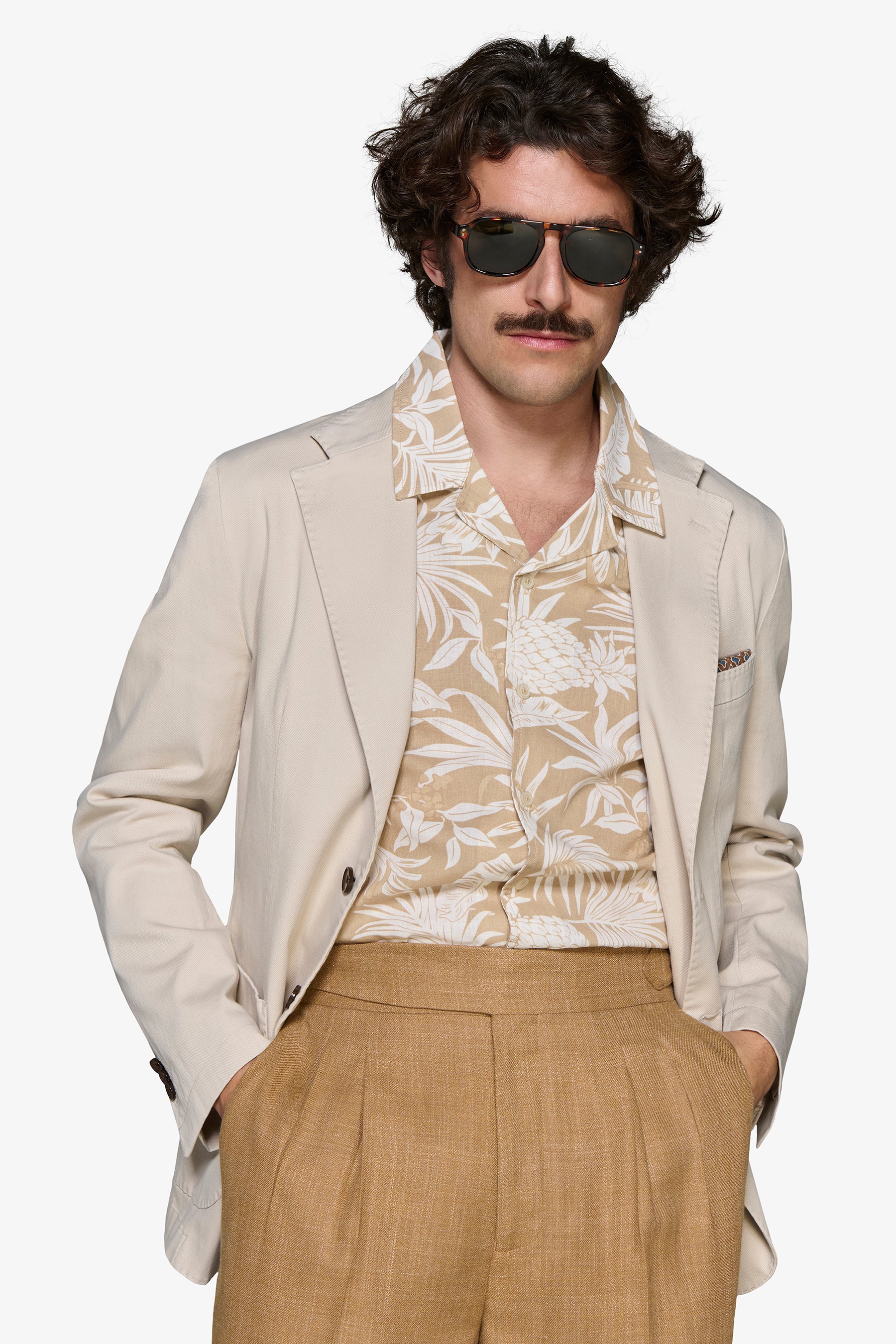 Americana elástica texturizada arena