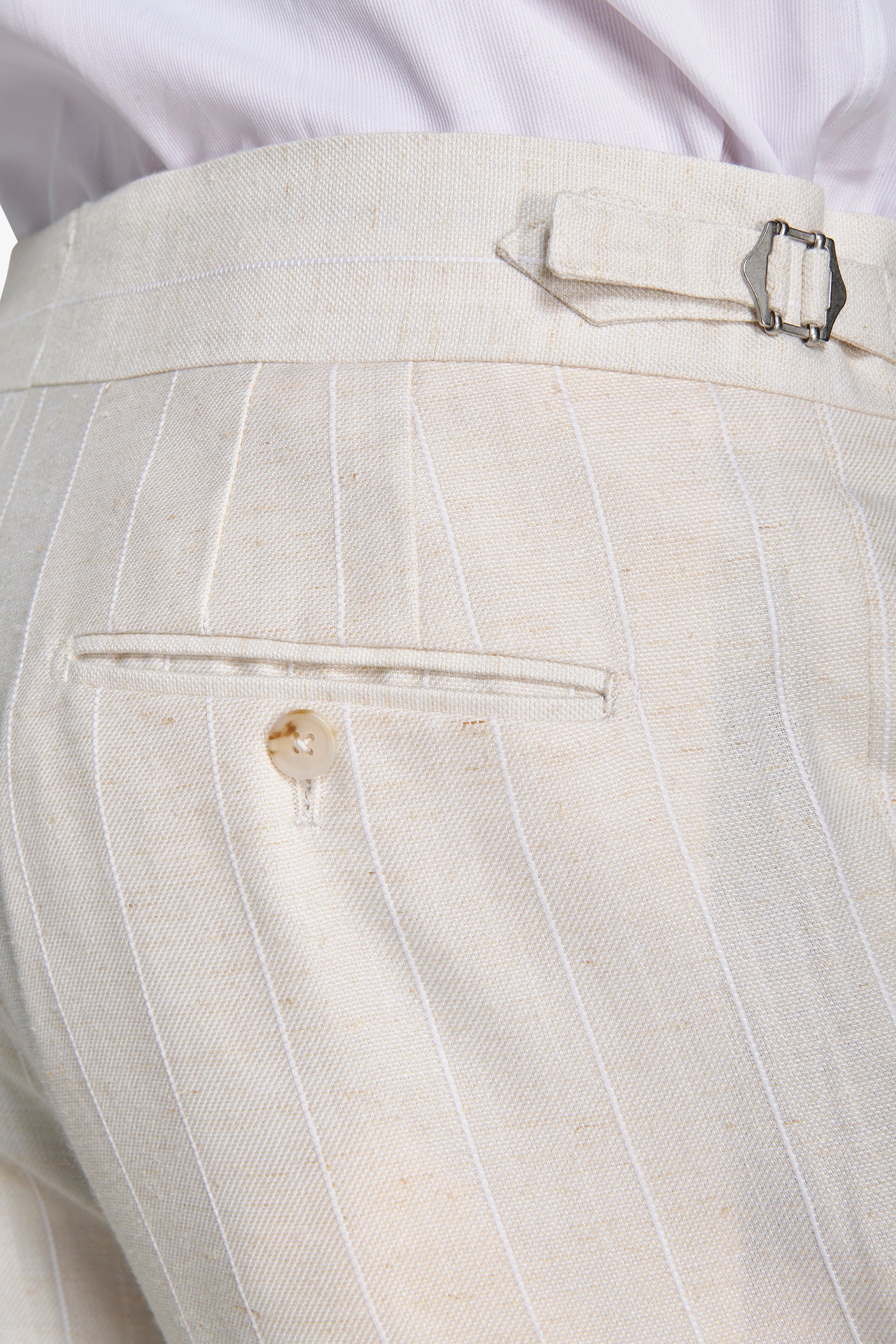 Pantalón de raya diplomática arena