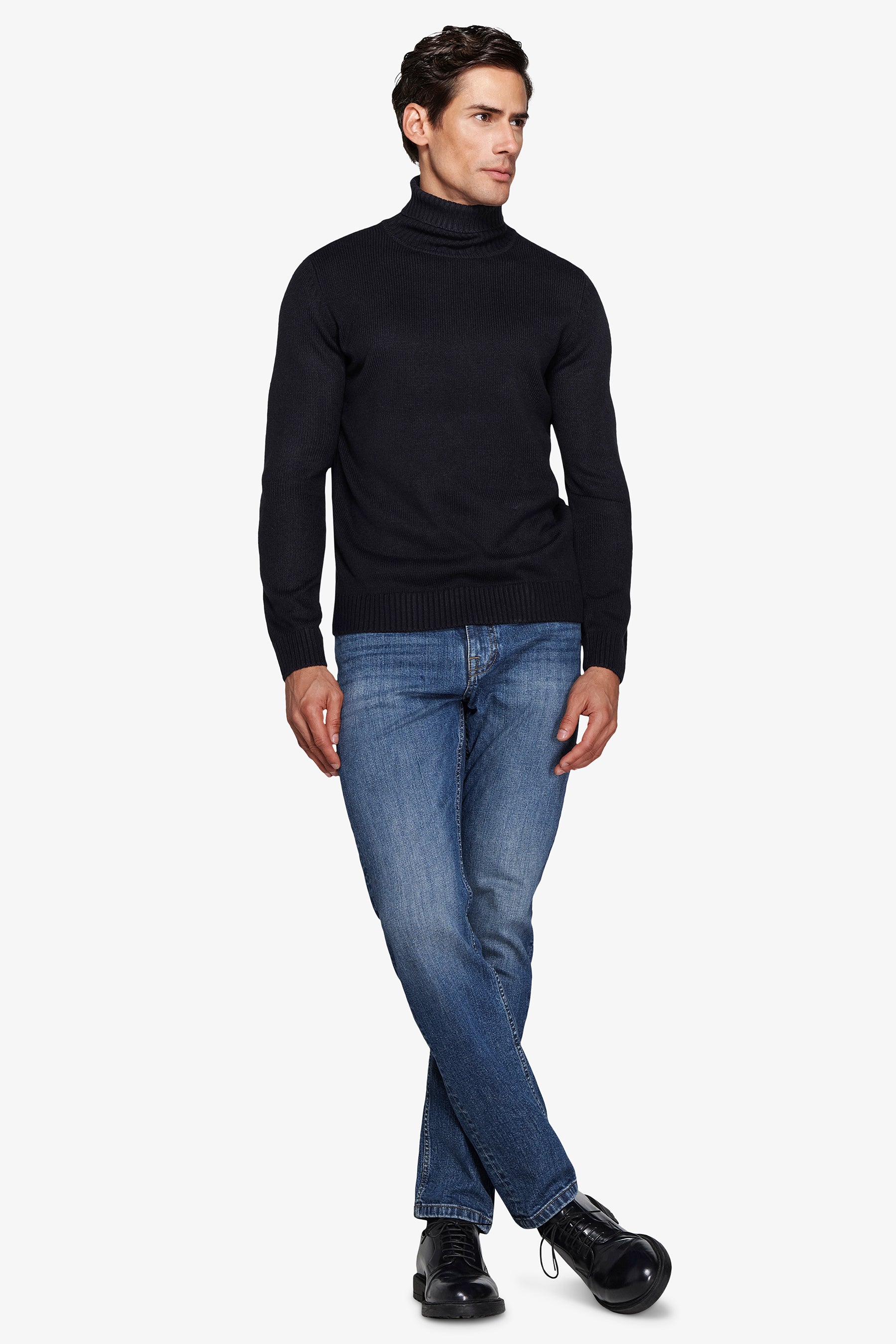 Pull à col roulé bleu effet lambswool