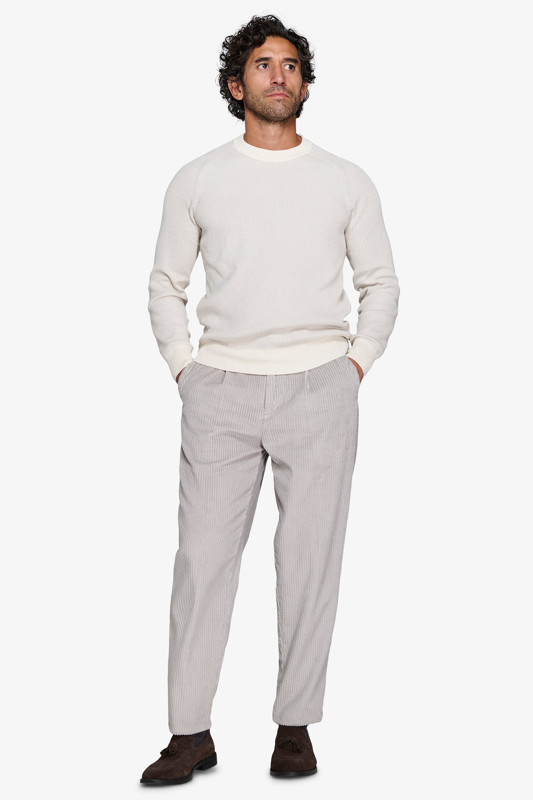 Pull ras-du-cou côtelé, vanisé crème.