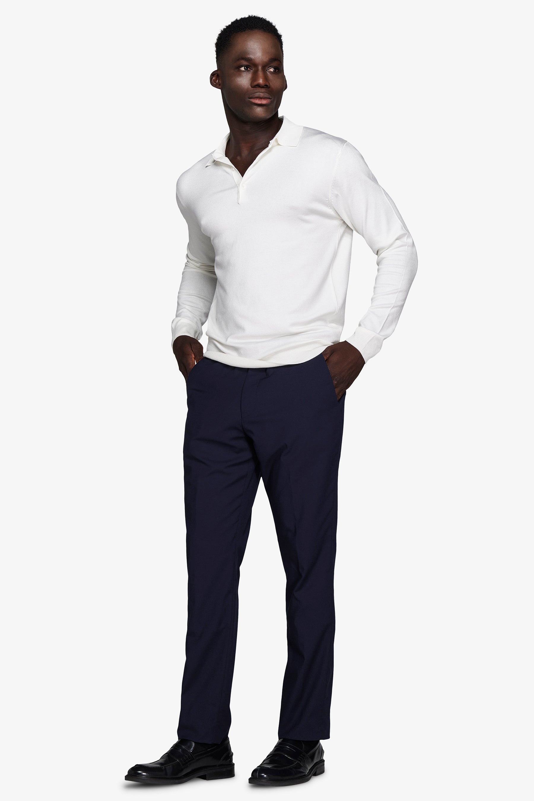 Polo de punto con botones color crema