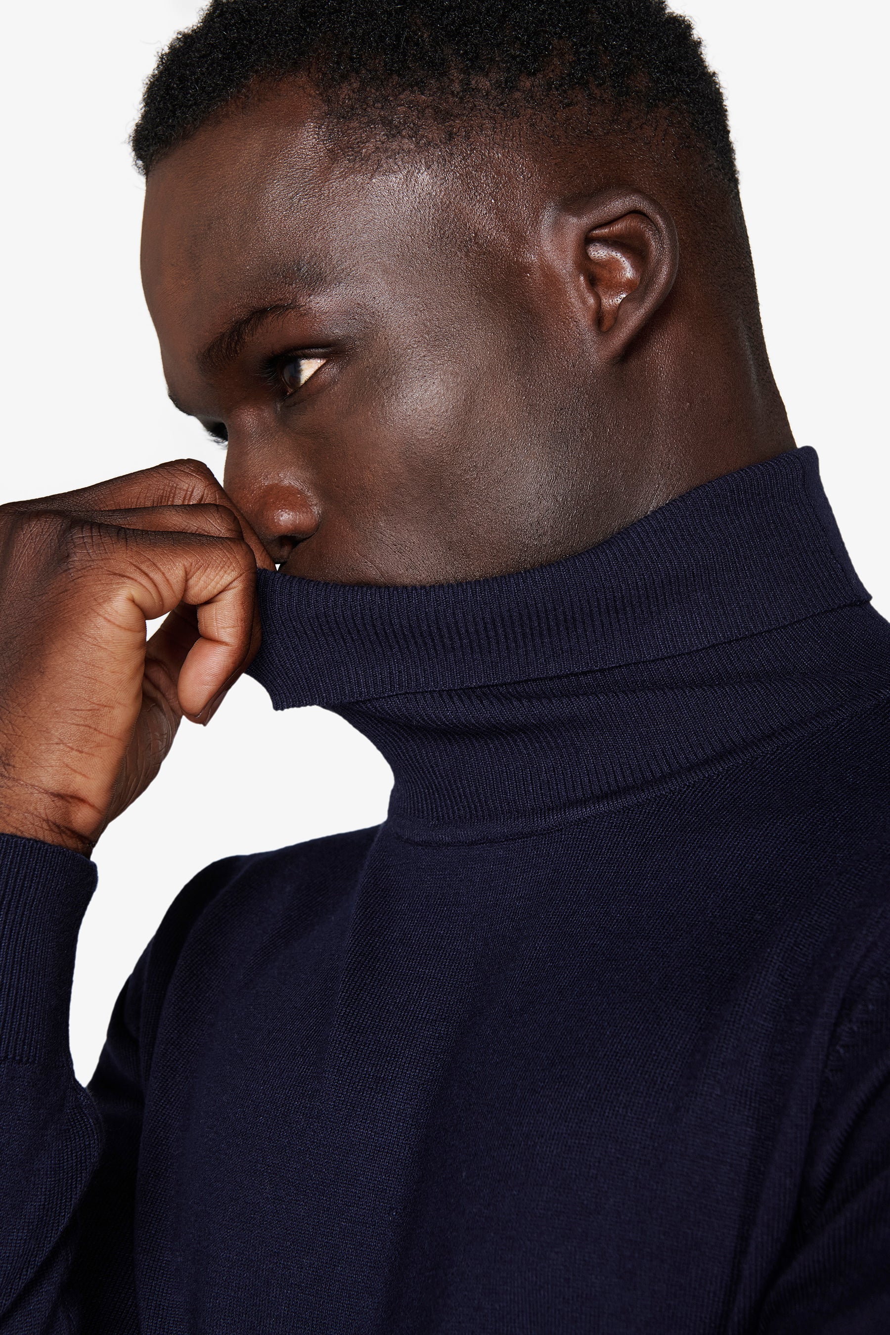 Pull à col roulé basique bleu