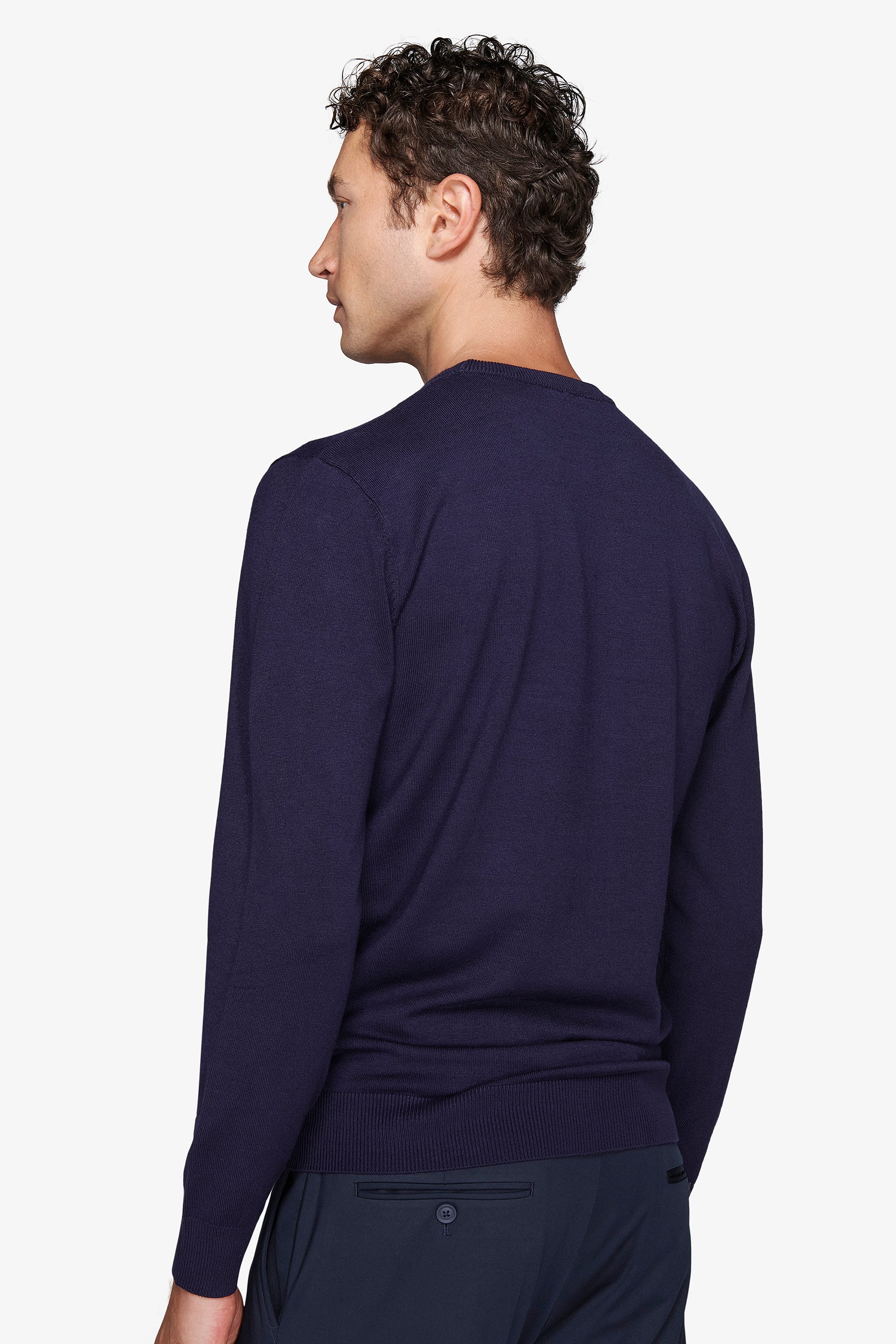 Blue basic crewneck jumper