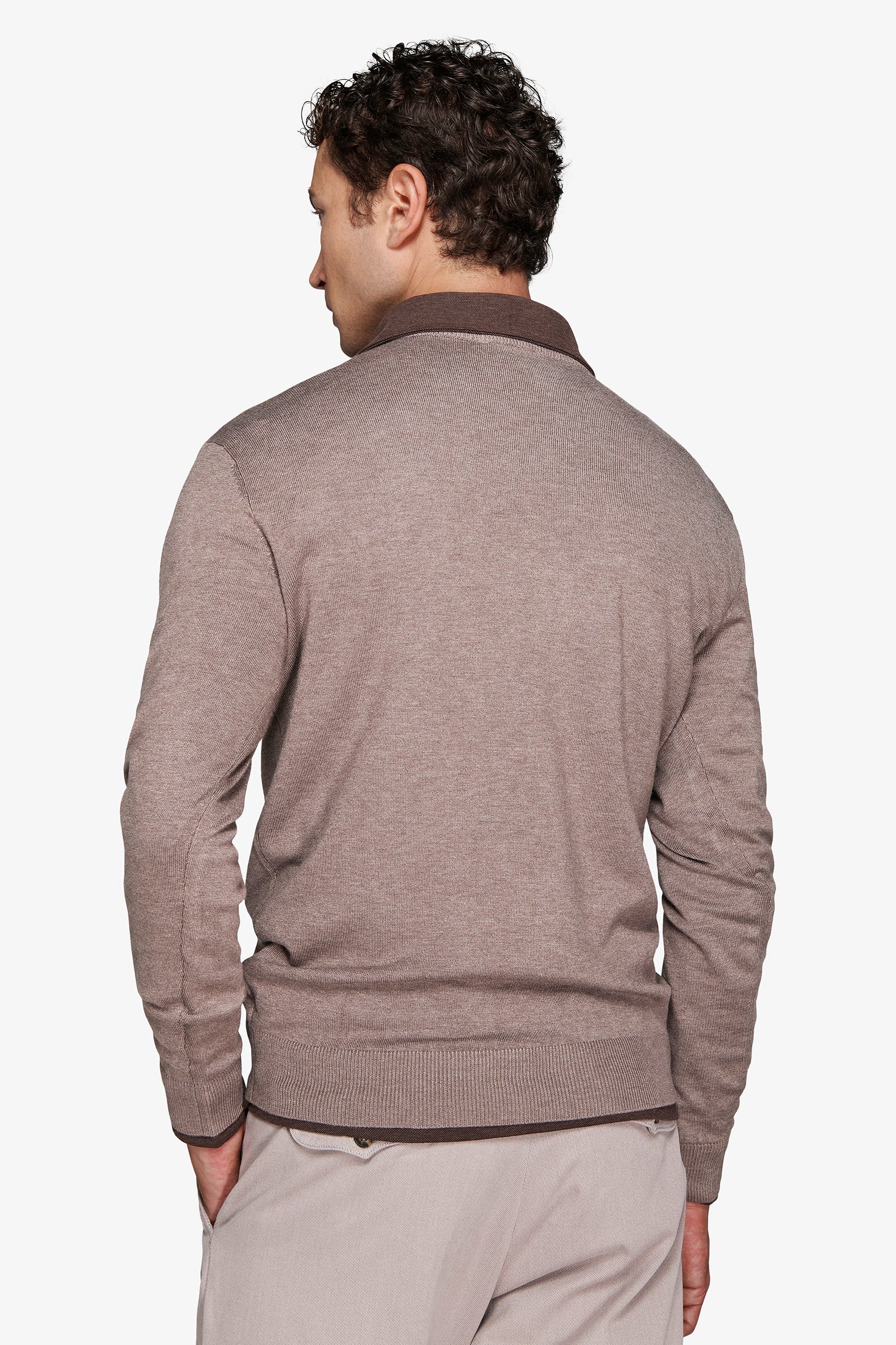 Maglia scollo a V tortora
